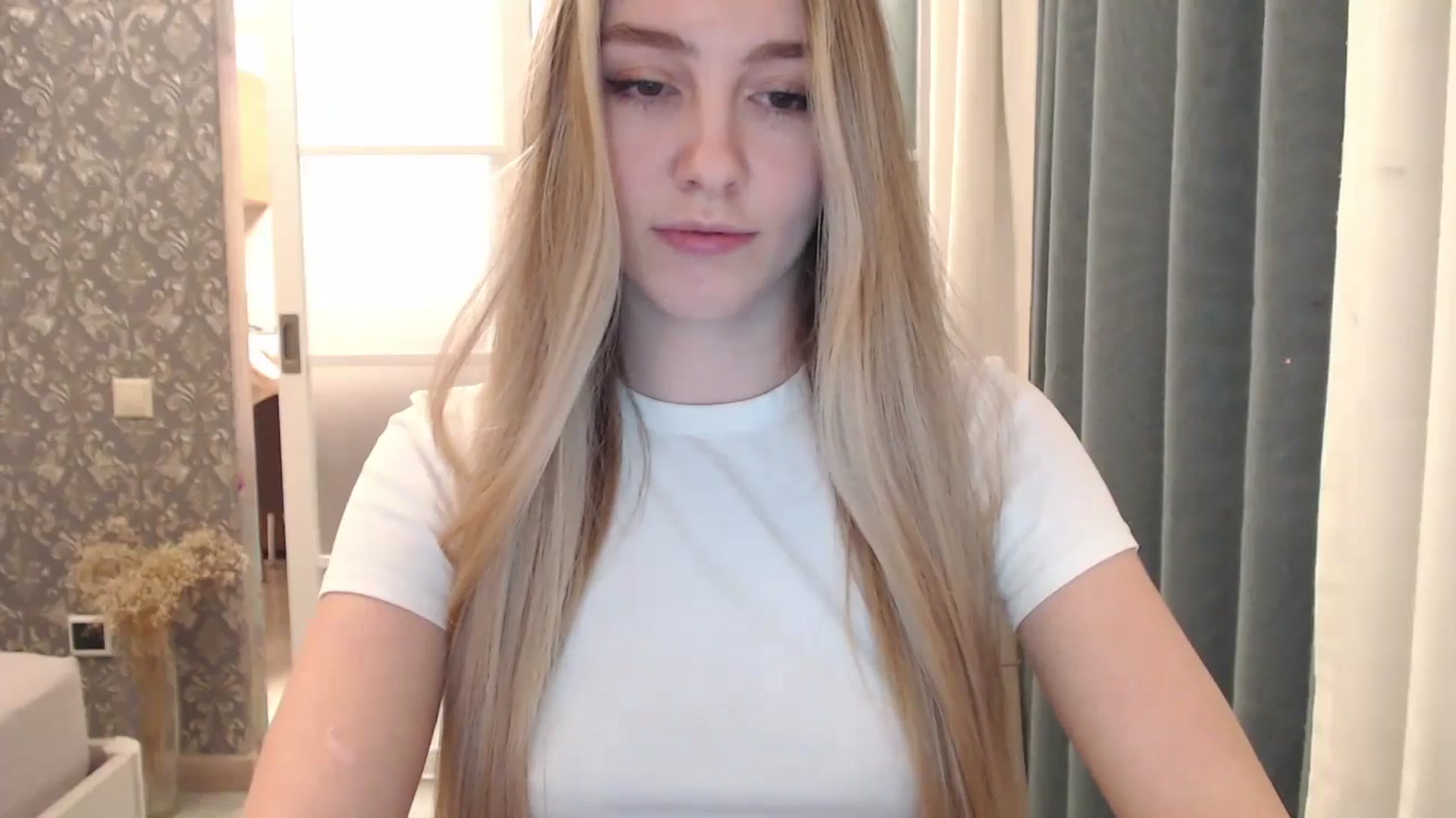 Gallery image thumbnail from Goddessblessu's myfreecams stream on, 11/07/2024, 17:29 image 8 of 20