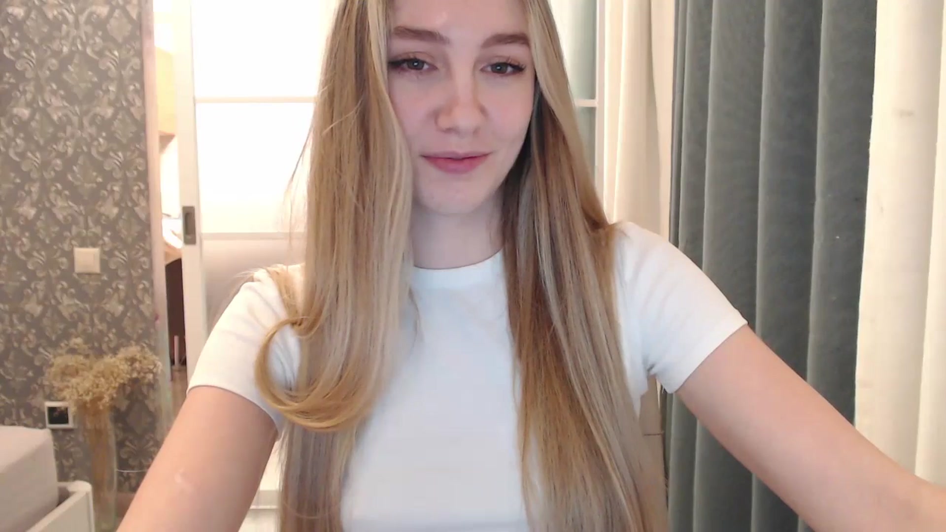 Gallery image thumbnail from Goddessblessu's myfreecams stream on, 11/07/2024, 17:29 image 10 of 20