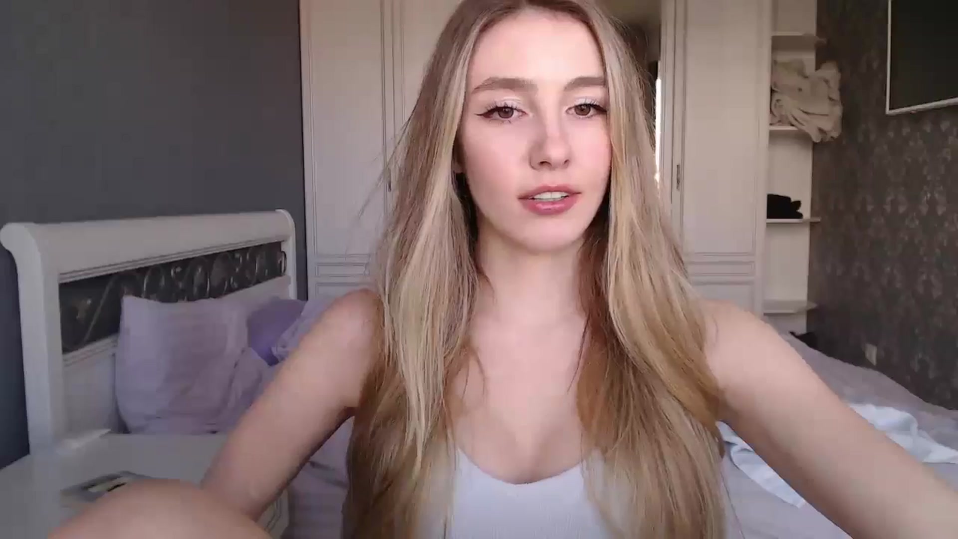 Gallery image thumbnail from Goddessblessu's myfreecams stream on, 11/30/2024, 11:38 image 5 of 20