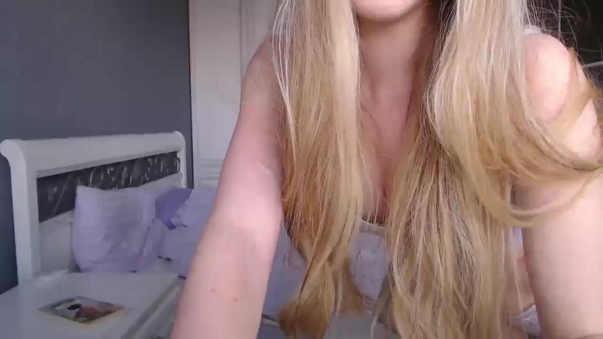 Gallery image thumbnail from Goddessblessu's myfreecams stream on, 11/30/2024, 11:38 image 17 of 20