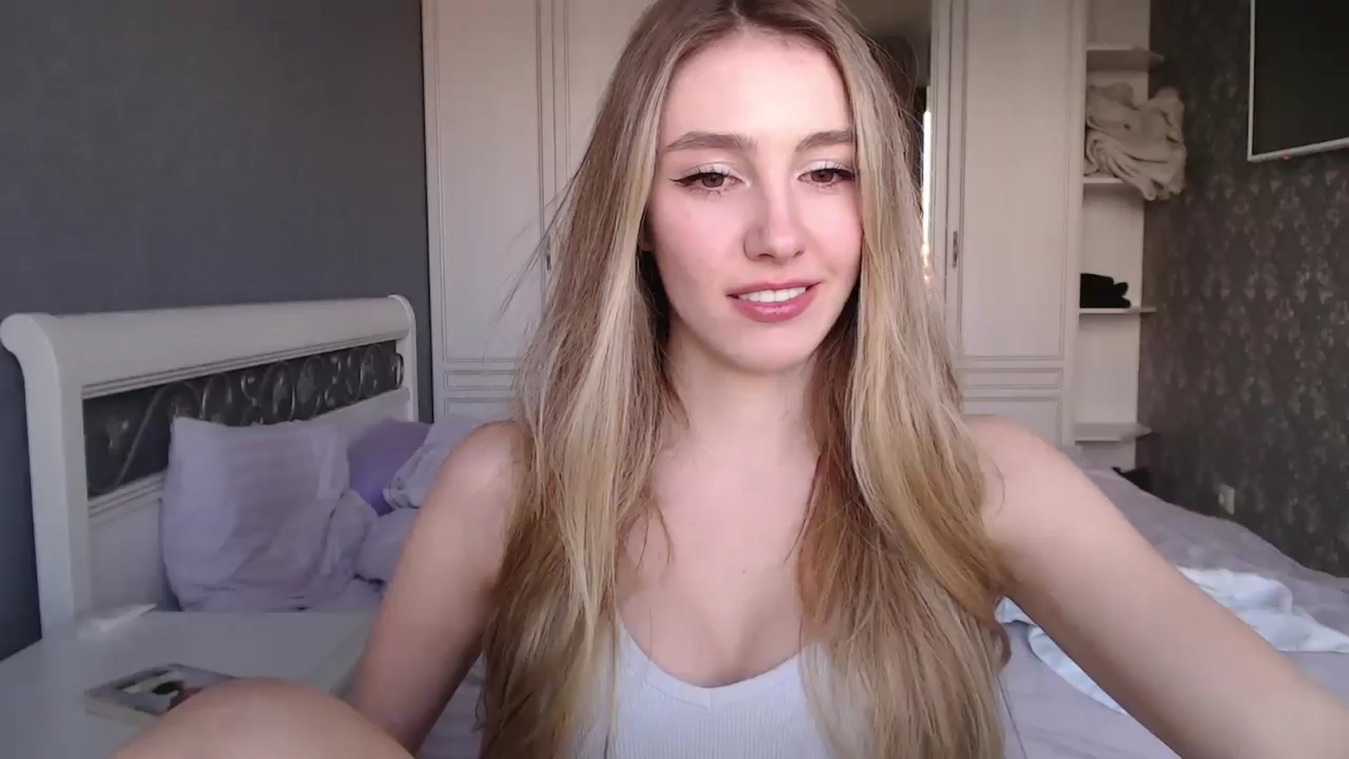 Gallery image thumbnail from Goddessblessu's myfreecams stream on, 11/30/2024, 11:38 image 7 of 20