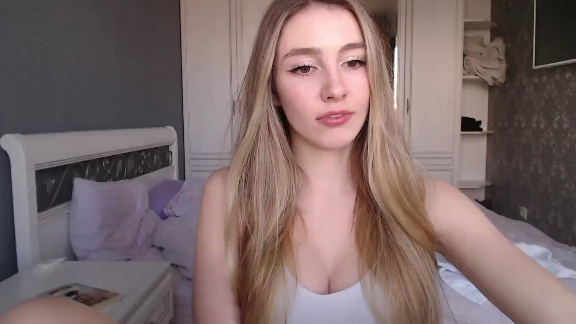 Gallery image thumbnail from Goddessblessu's myfreecams stream on, 11/30/2024, 11:38 image 4 of 20