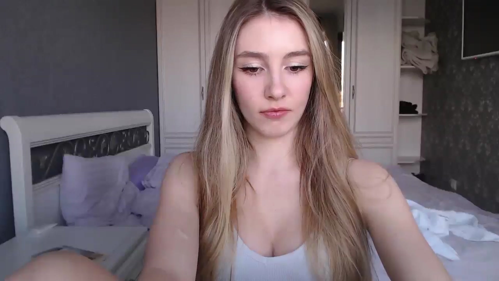 Gallery image thumbnail from Goddessblessu's myfreecams stream on, 11/30/2024, 11:38 image 10 of 20