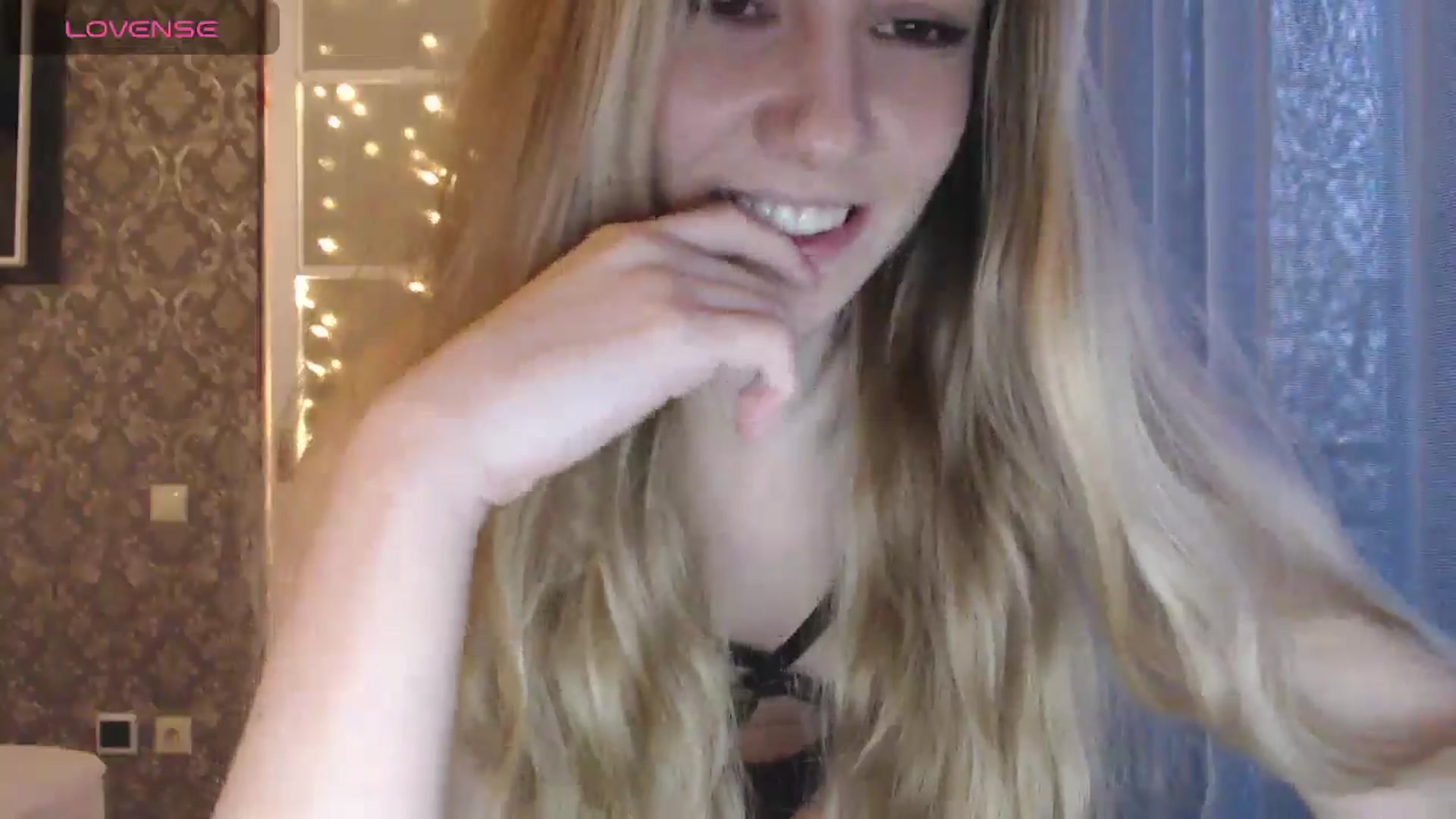 Gallery image thumbnail from Goddessblessu's myfreecams stream on, 12/13/2024, 14:14 image 3 of 20