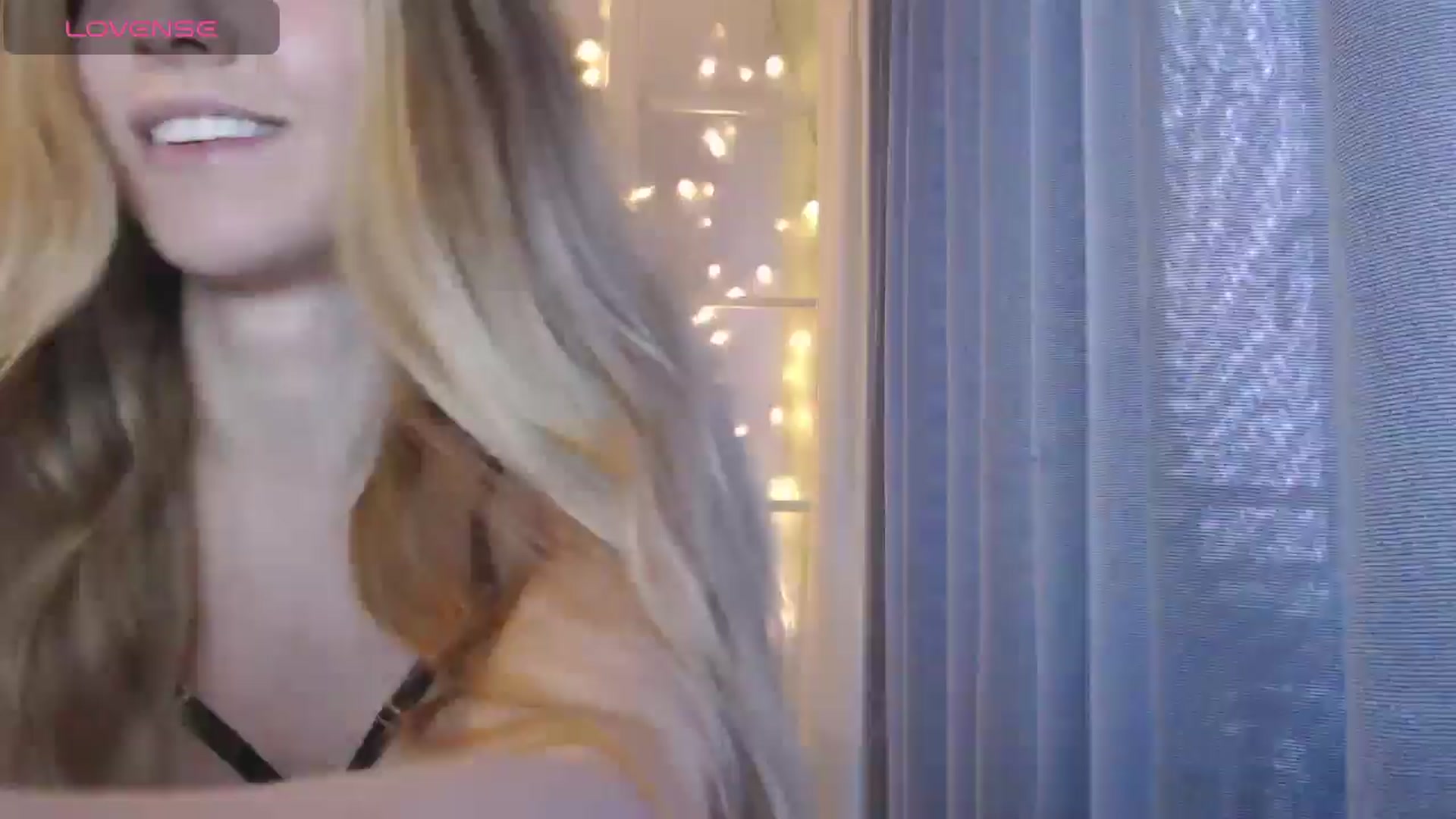 Gallery image thumbnail from Goddessblessu's myfreecams stream on, 12/13/2024, 14:14 image 4 of 20