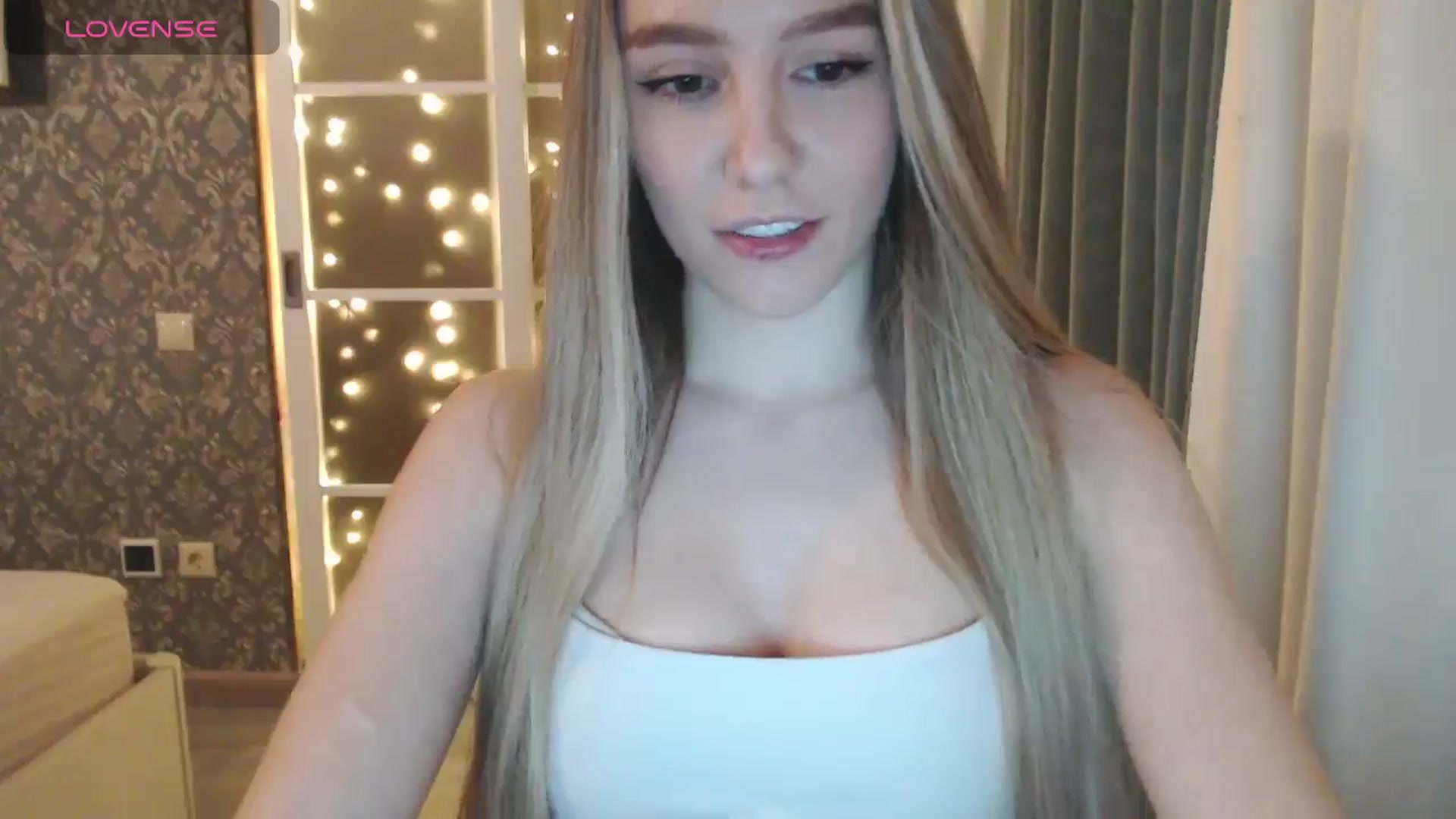 Gallery image thumbnail from Goddessblessu's myfreecams stream on, 12/14/2024, 17:01 image 4 of 20