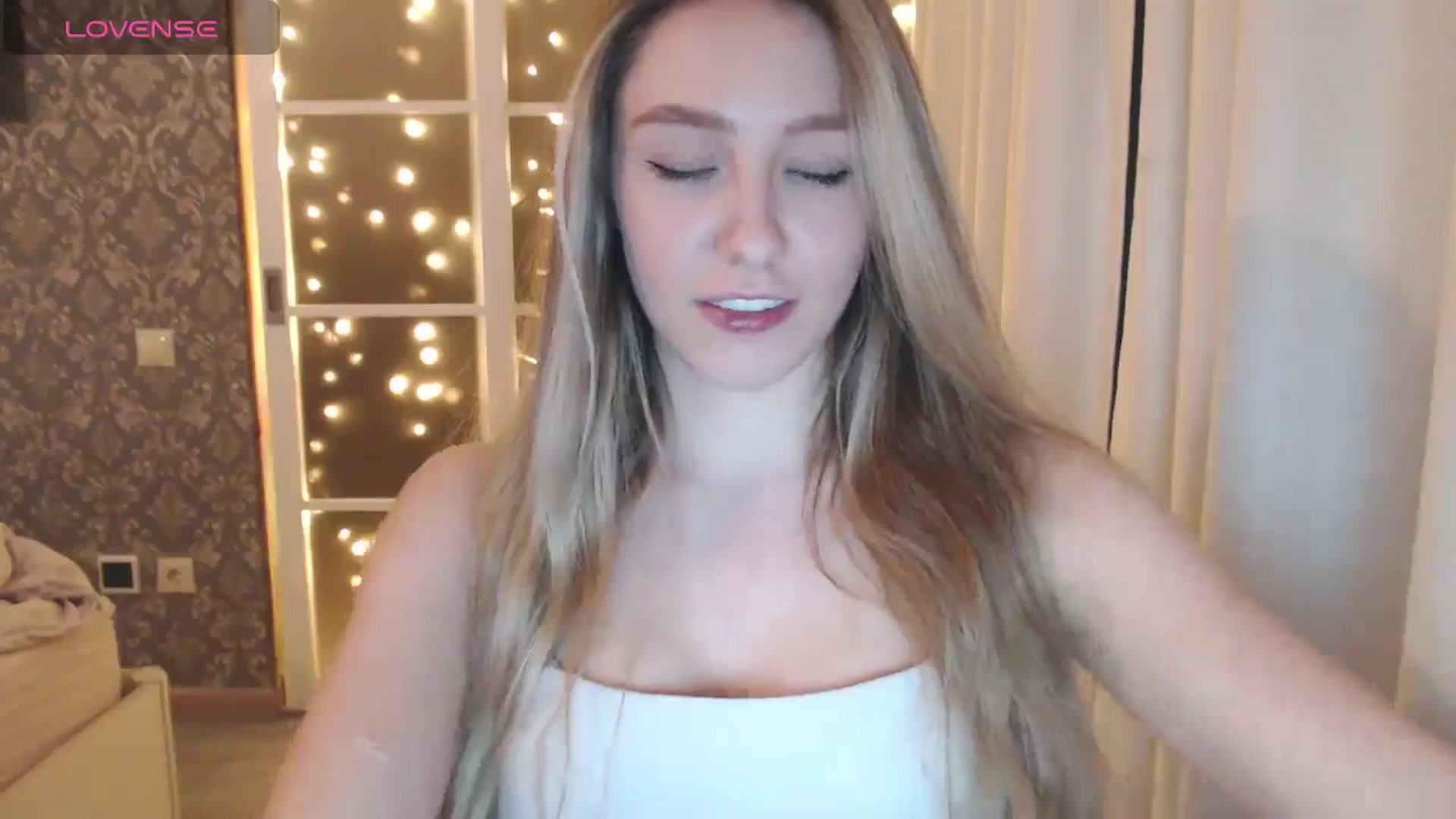 Gallery image thumbnail from Goddessblessu's myfreecams stream on, 12/15/2024, 20:25 image 4 of 20