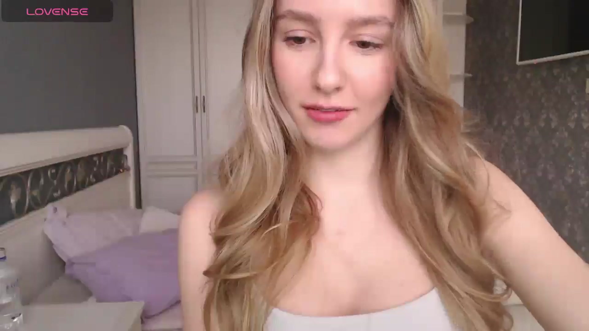 Gallery image thumbnail from Goddessblessu's myfreecams stream on, 12/26/2024, 07:57 image 7 of 20