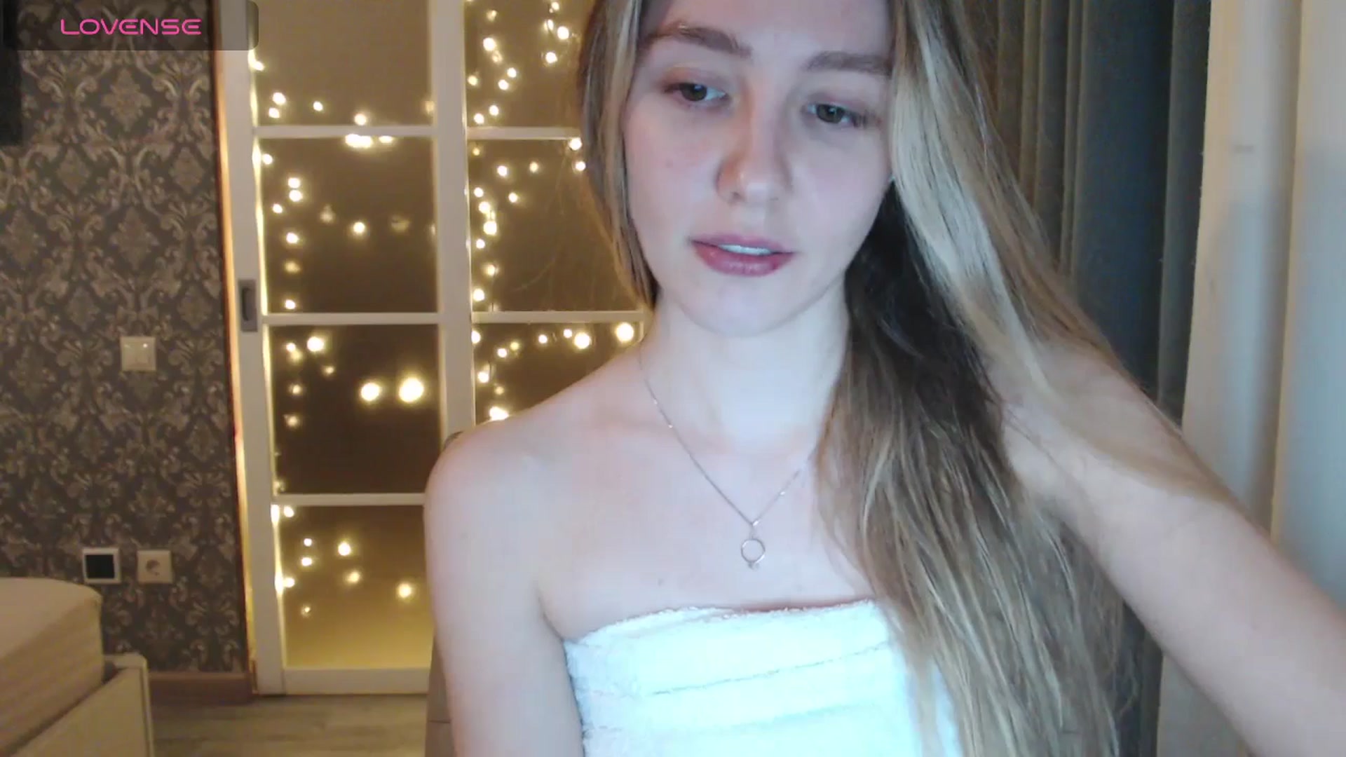 Gallery image thumbnail from Goddessblessu's myfreecams stream on, 01/12/2025, 22:20 image 12 of 20