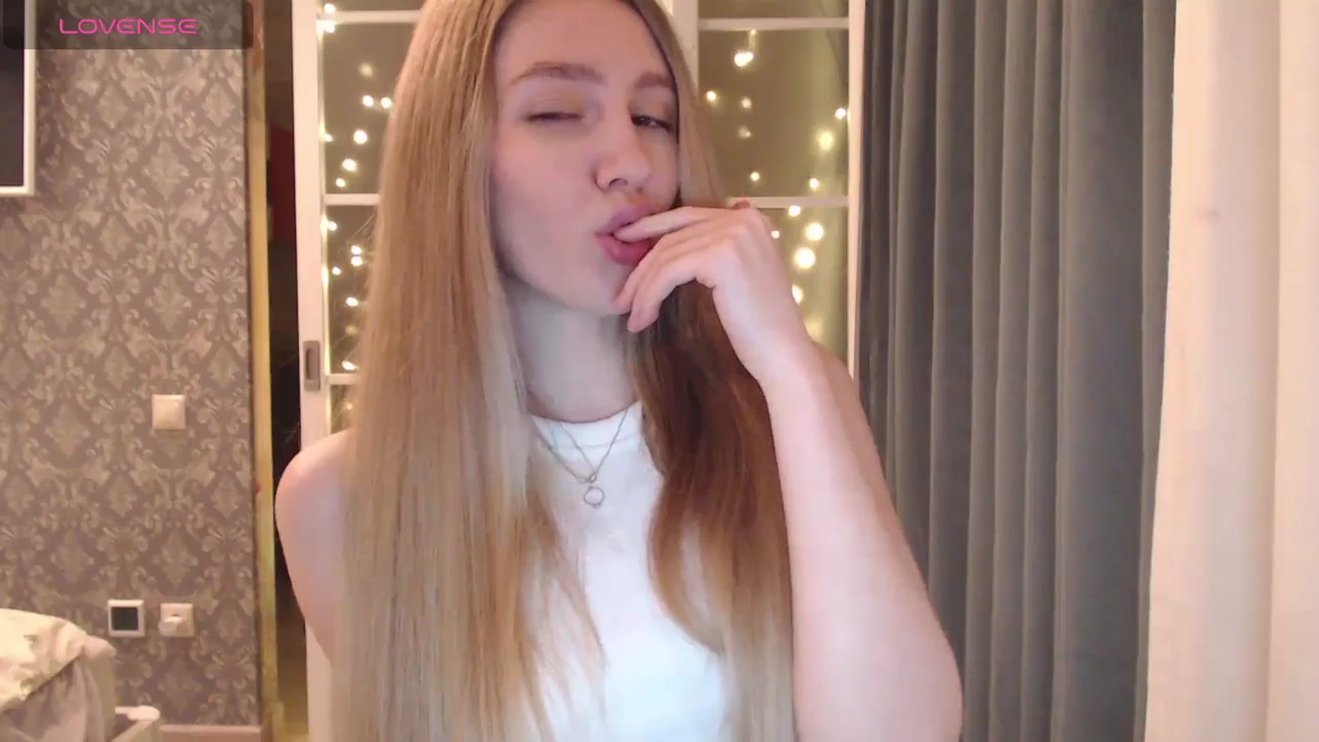 Gallery image thumbnail from Goddessblessu's myfreecams stream on, 01/13/2025, 18:18 image 12 of 20