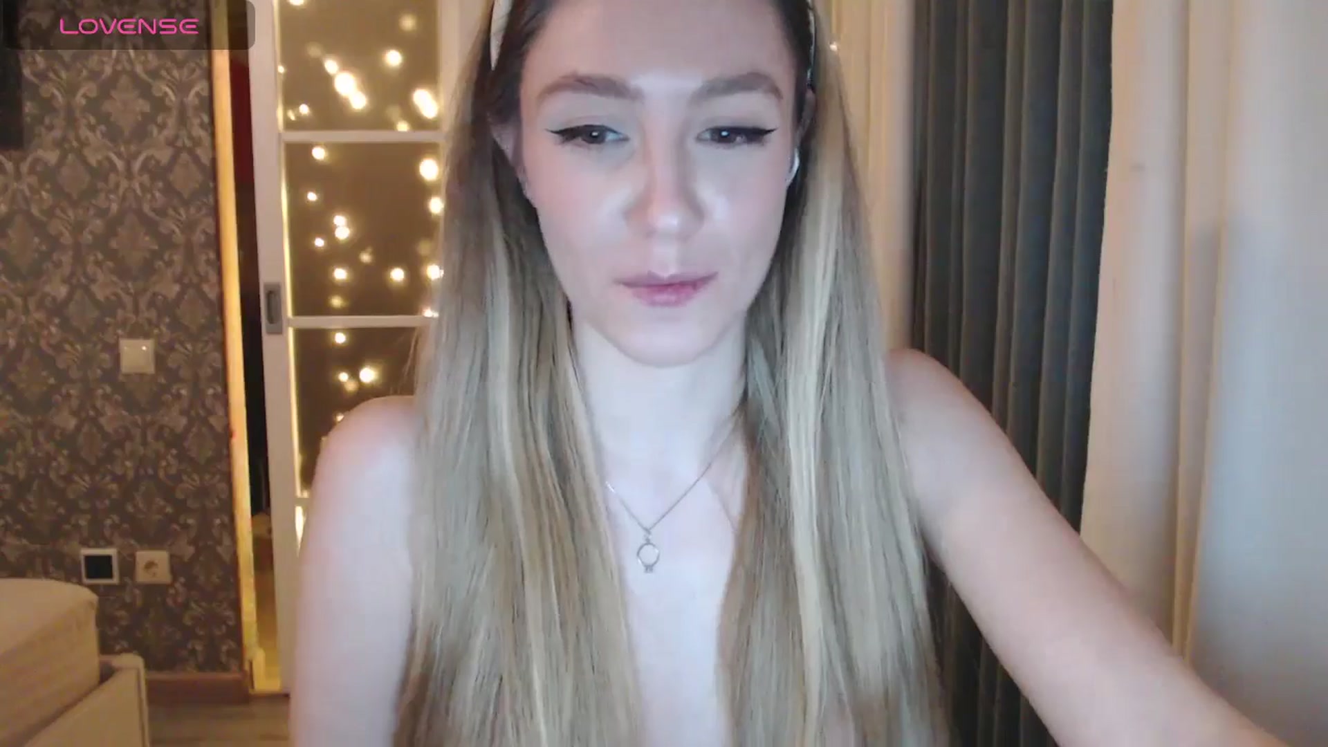 Gallery image thumbnail from Goddessblessu's myfreecams stream on, 01/17/2025, 22:32 image 20 of 20