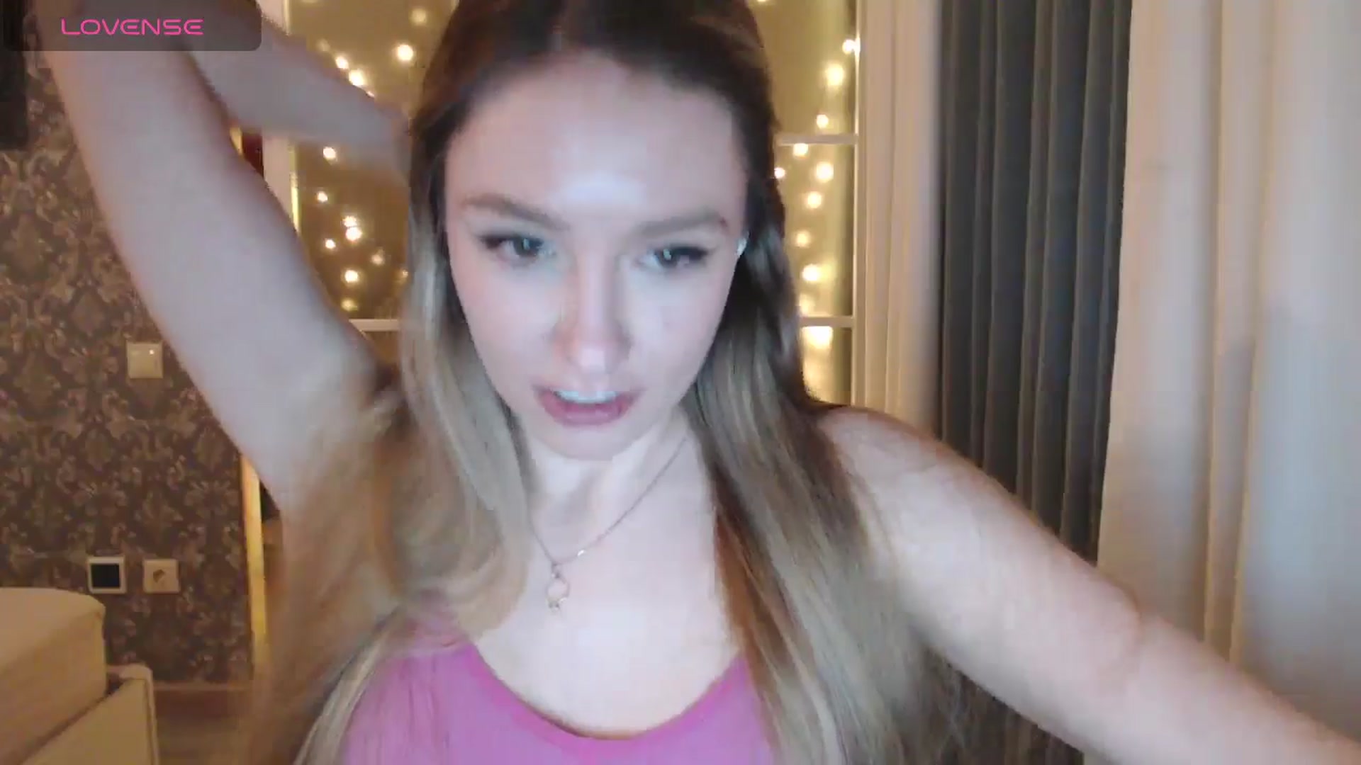 Gallery image thumbnail from Goddessblessu's myfreecams stream on, 01/17/2025, 22:32 image 3 of 20