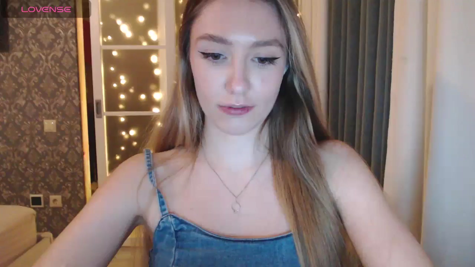 Gallery image thumbnail from Goddessblessu's myfreecams stream on, 01/17/2025, 22:32 image 8 of 20