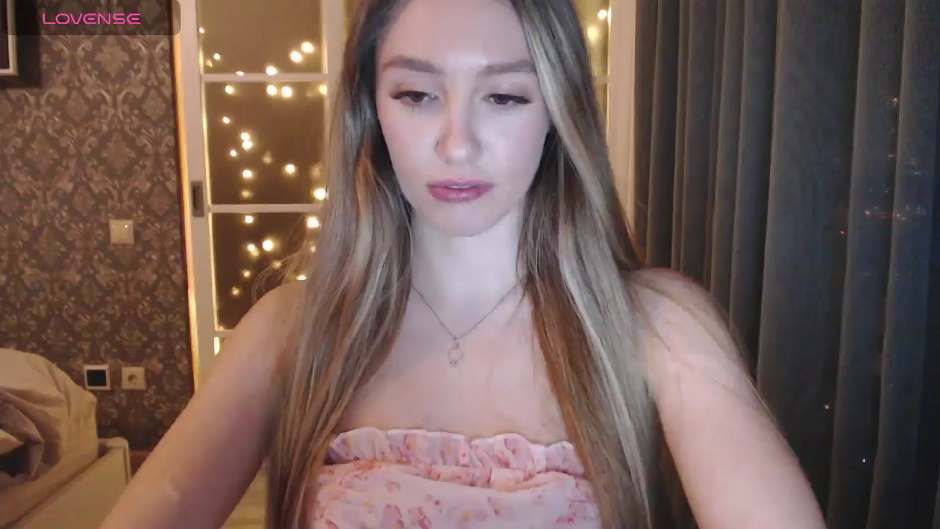 Gallery image thumbnail from Goddessblessu's myfreecams stream on, 01/18/2025, 19:24 image 13 of 20
