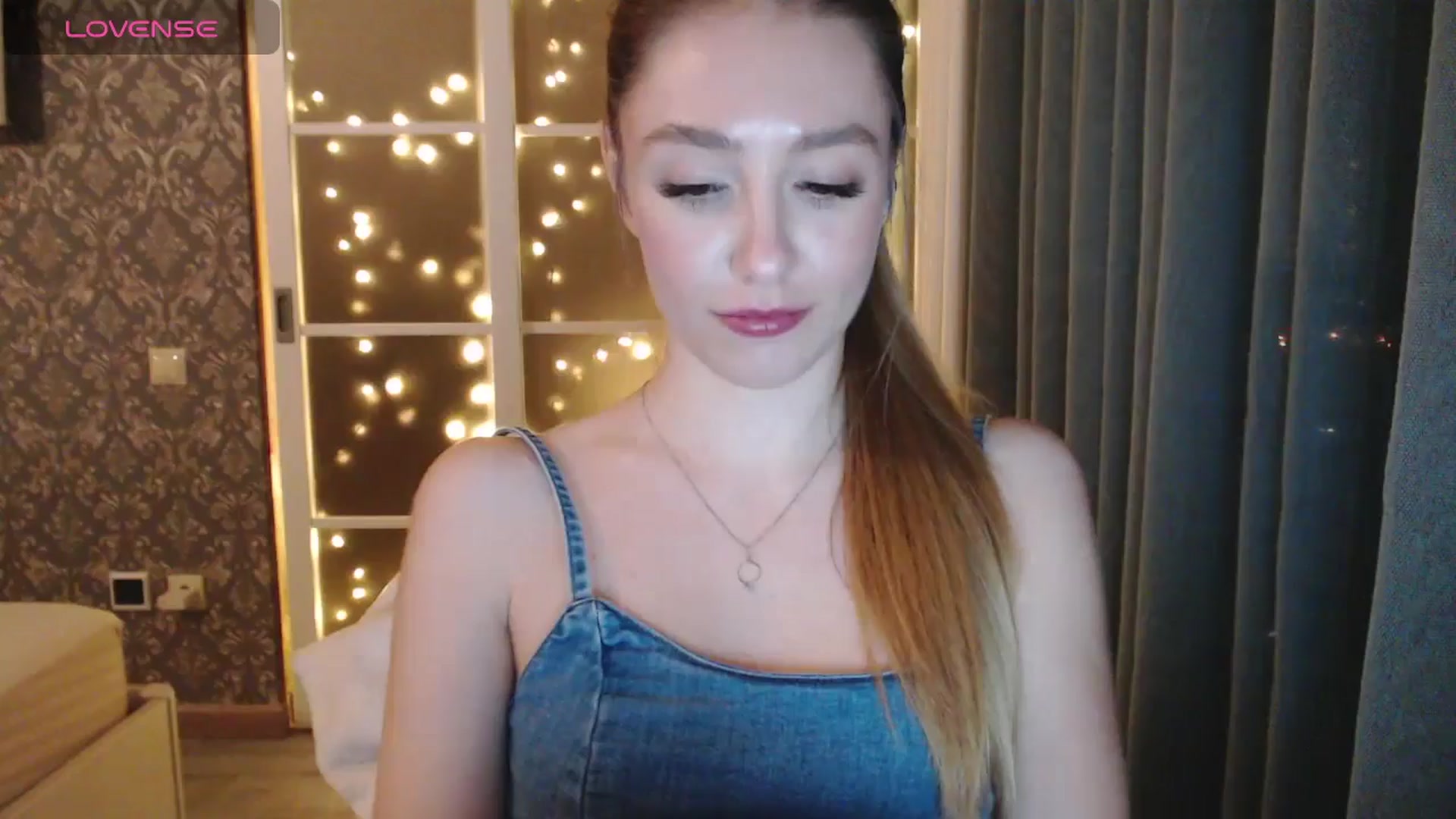 Gallery image thumbnail from Goddessblessu's myfreecams stream on, 01/19/2025, 18:19 image 20 of 20