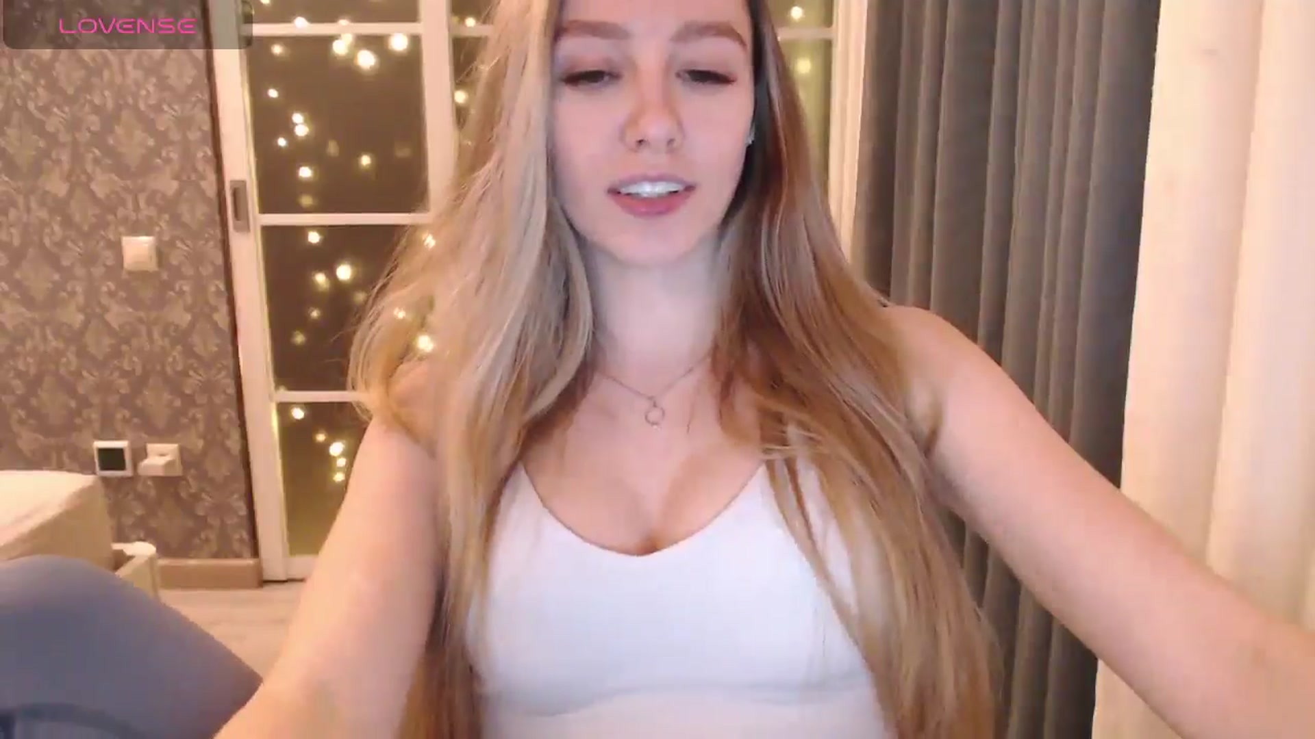 Gallery image thumbnail from Goddessblessu's myfreecams stream on, 01/25/2025, 19:24 image 12 of 20