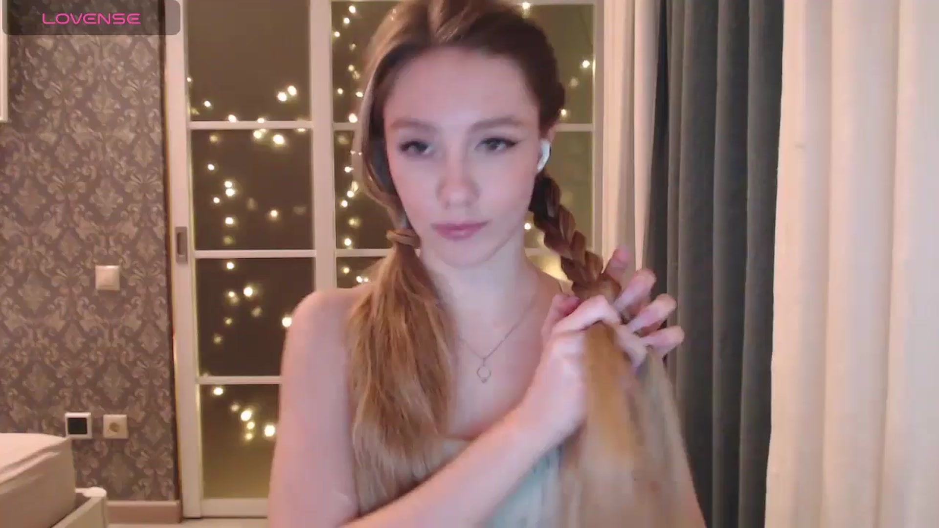 Gallery image thumbnail from Goddessblessu's myfreecams stream on, 02/09/2025, 19:11 image 5 of 20