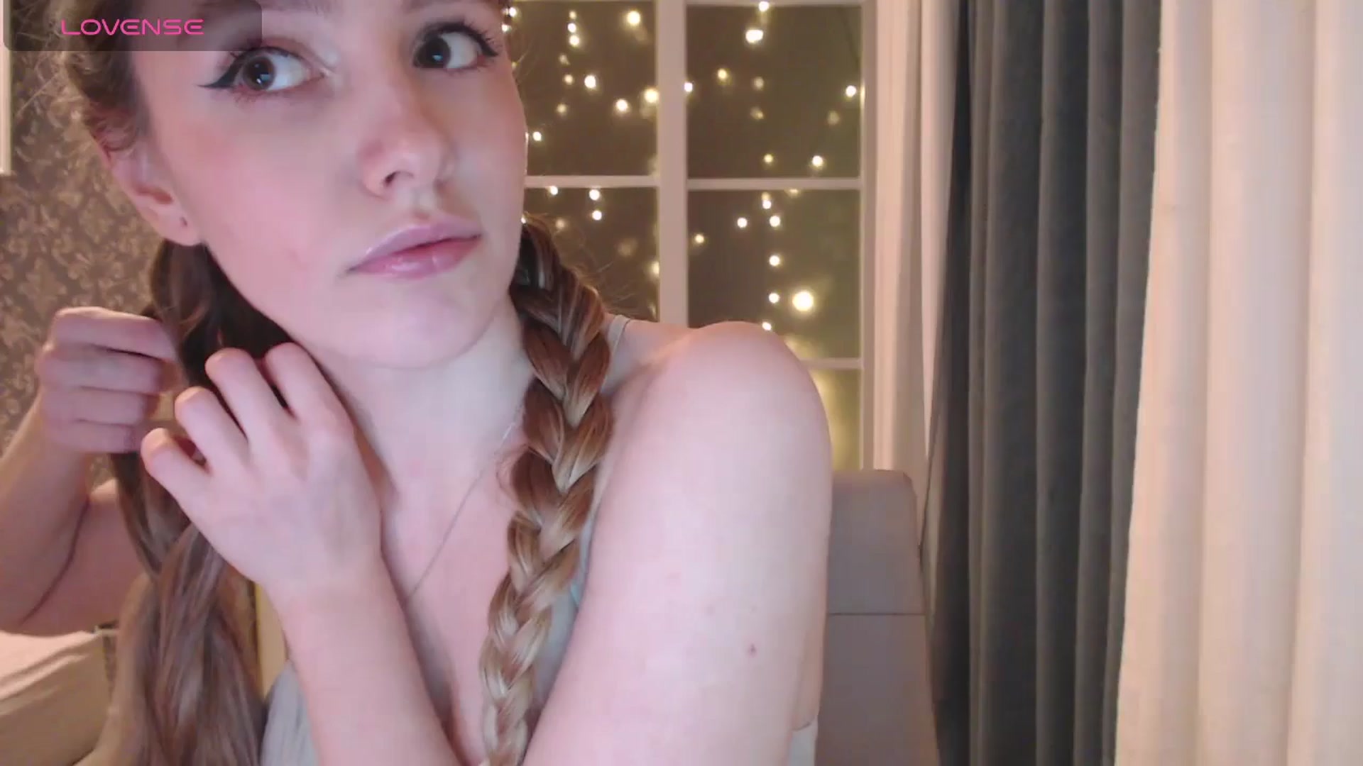Gallery image thumbnail from Goddessblessu's myfreecams stream on, 02/09/2025, 19:11 image 12 of 20