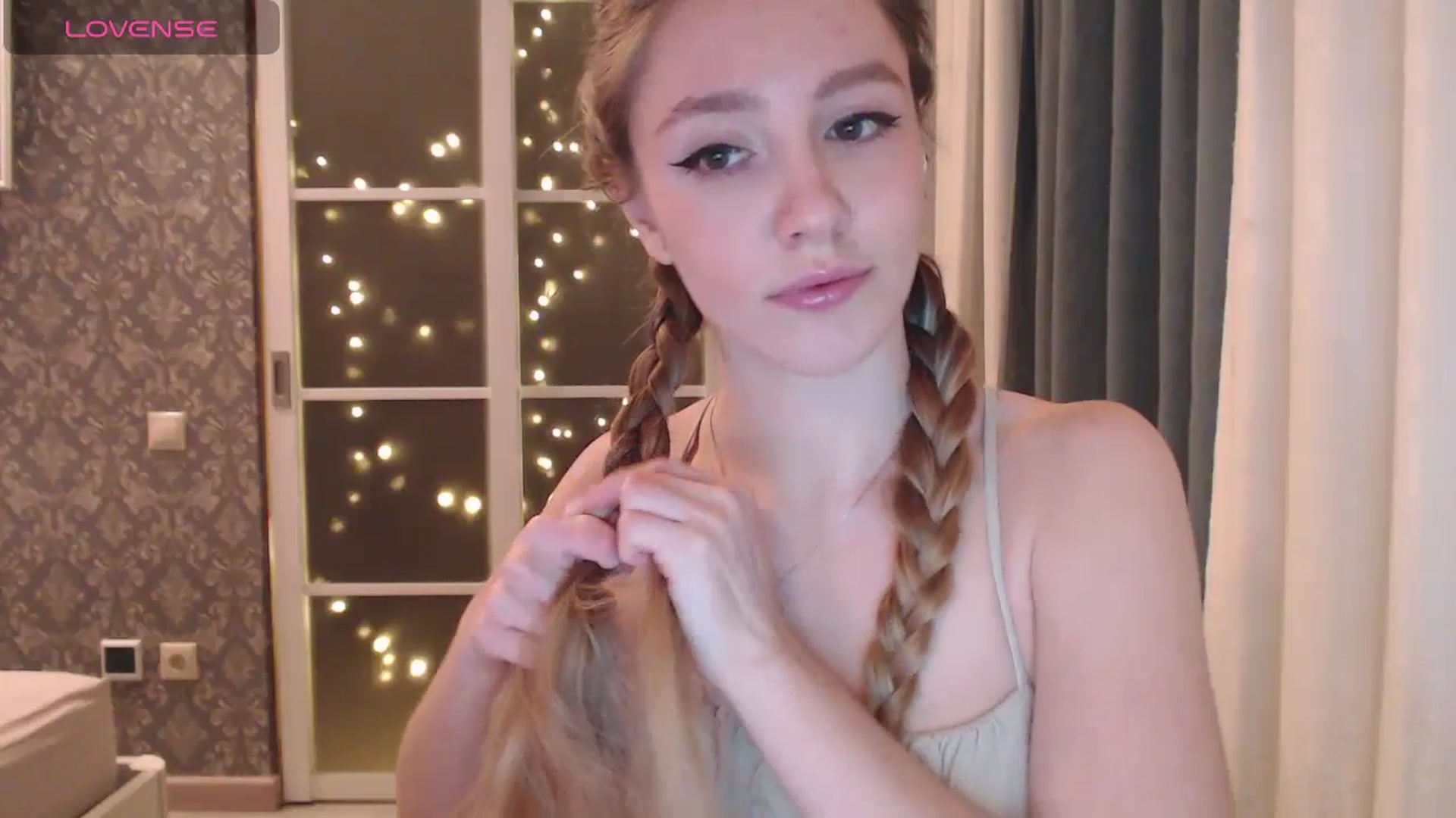 Gallery image thumbnail from Goddessblessu's myfreecams stream on, 02/09/2025, 19:11 image 13 of 20