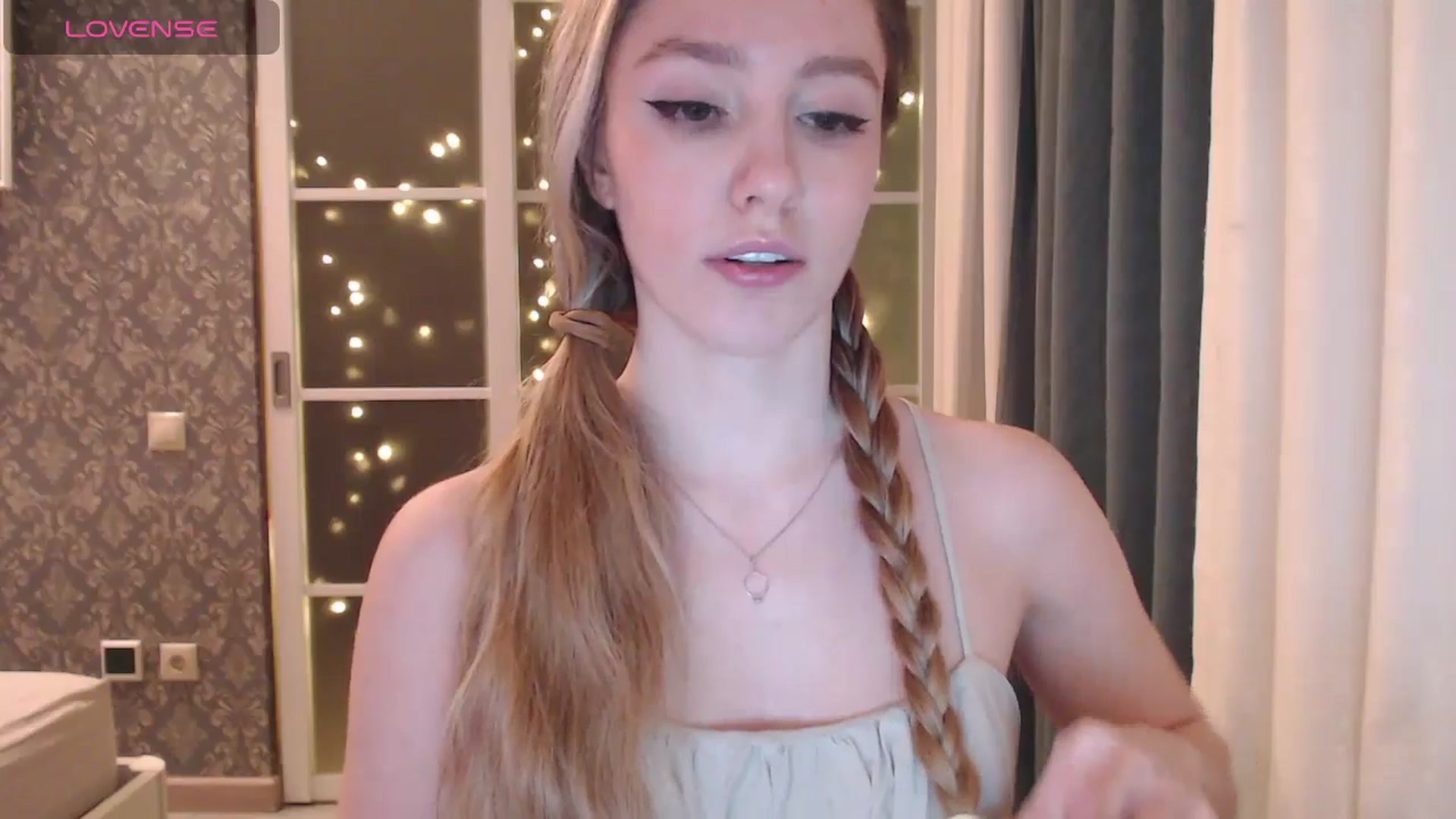 Gallery image thumbnail from Goddessblessu's myfreecams stream on, 02/09/2025, 19:11 image 6 of 20