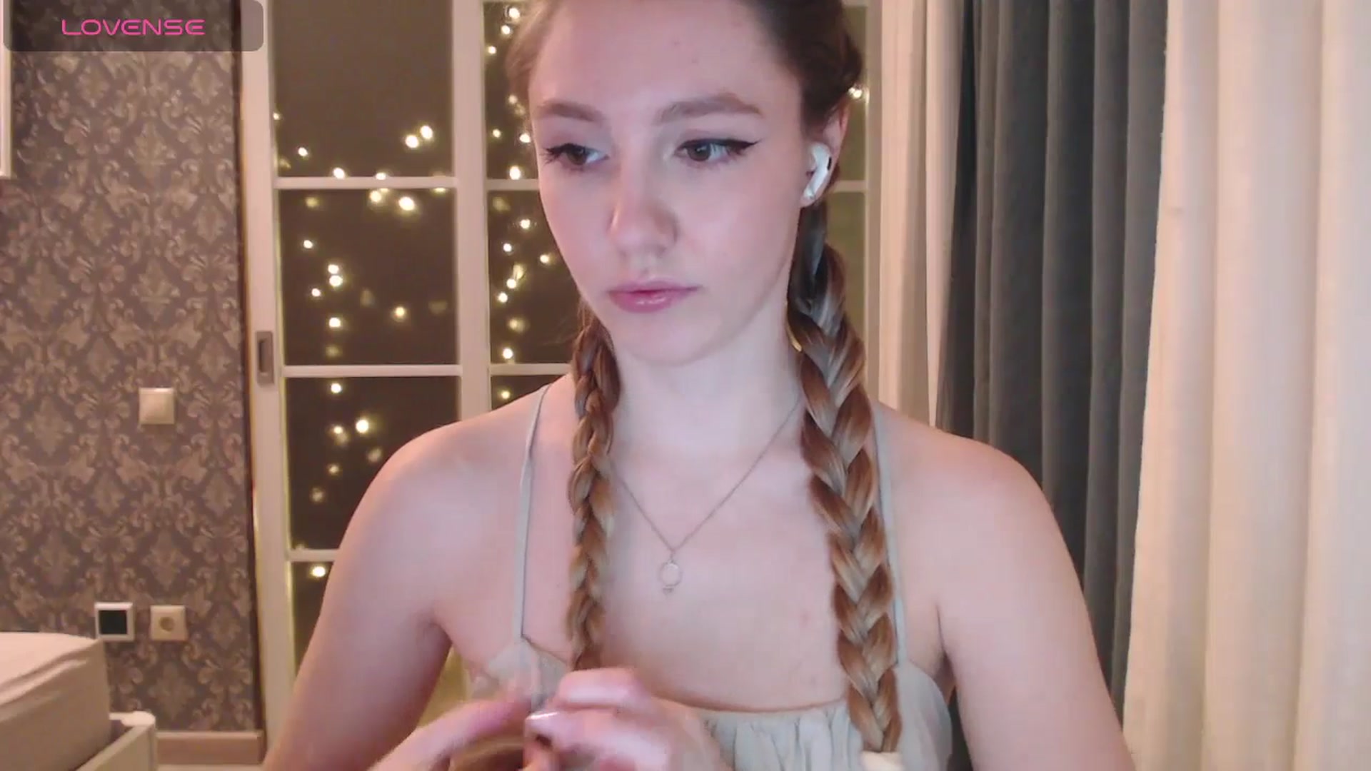Gallery image thumbnail from Goddessblessu's myfreecams stream on, 02/09/2025, 19:11 image 14 of 20