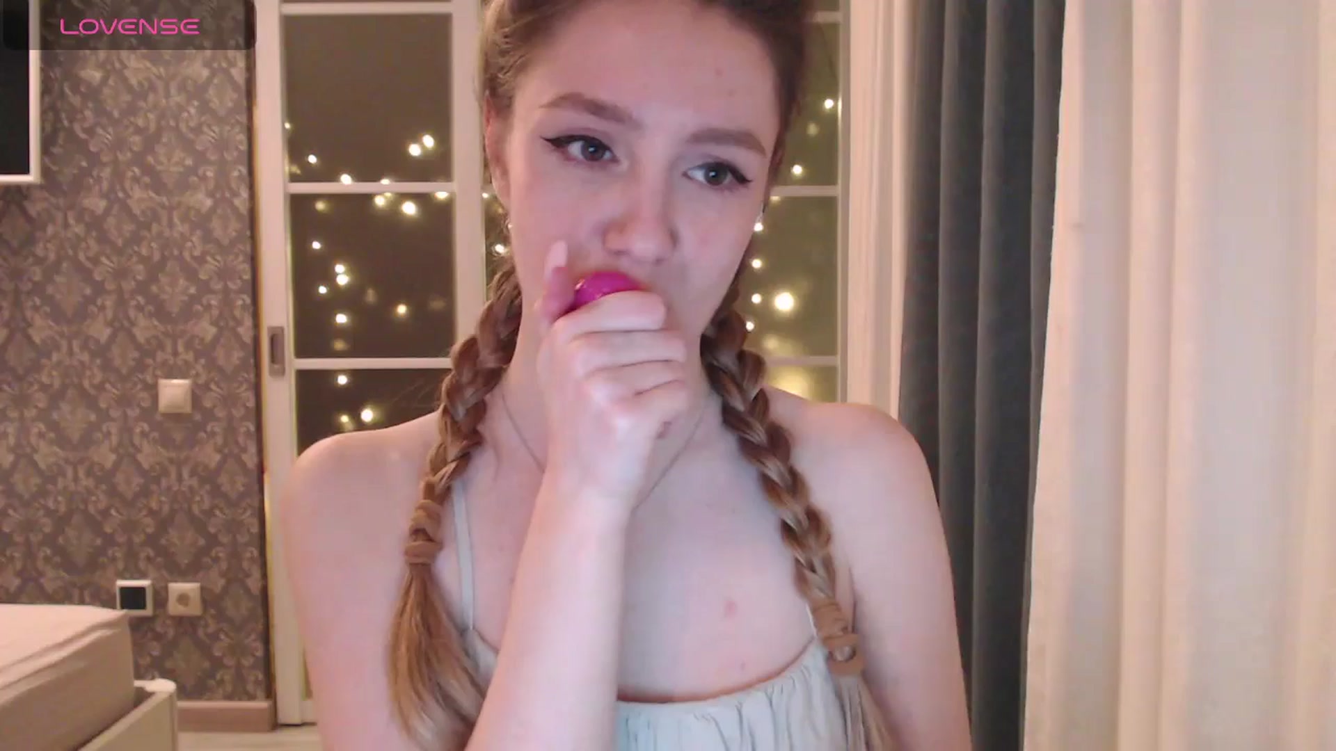 Gallery image thumbnail from Goddessblessu's myfreecams stream on, 02/09/2025, 21:46 image 8 of 20