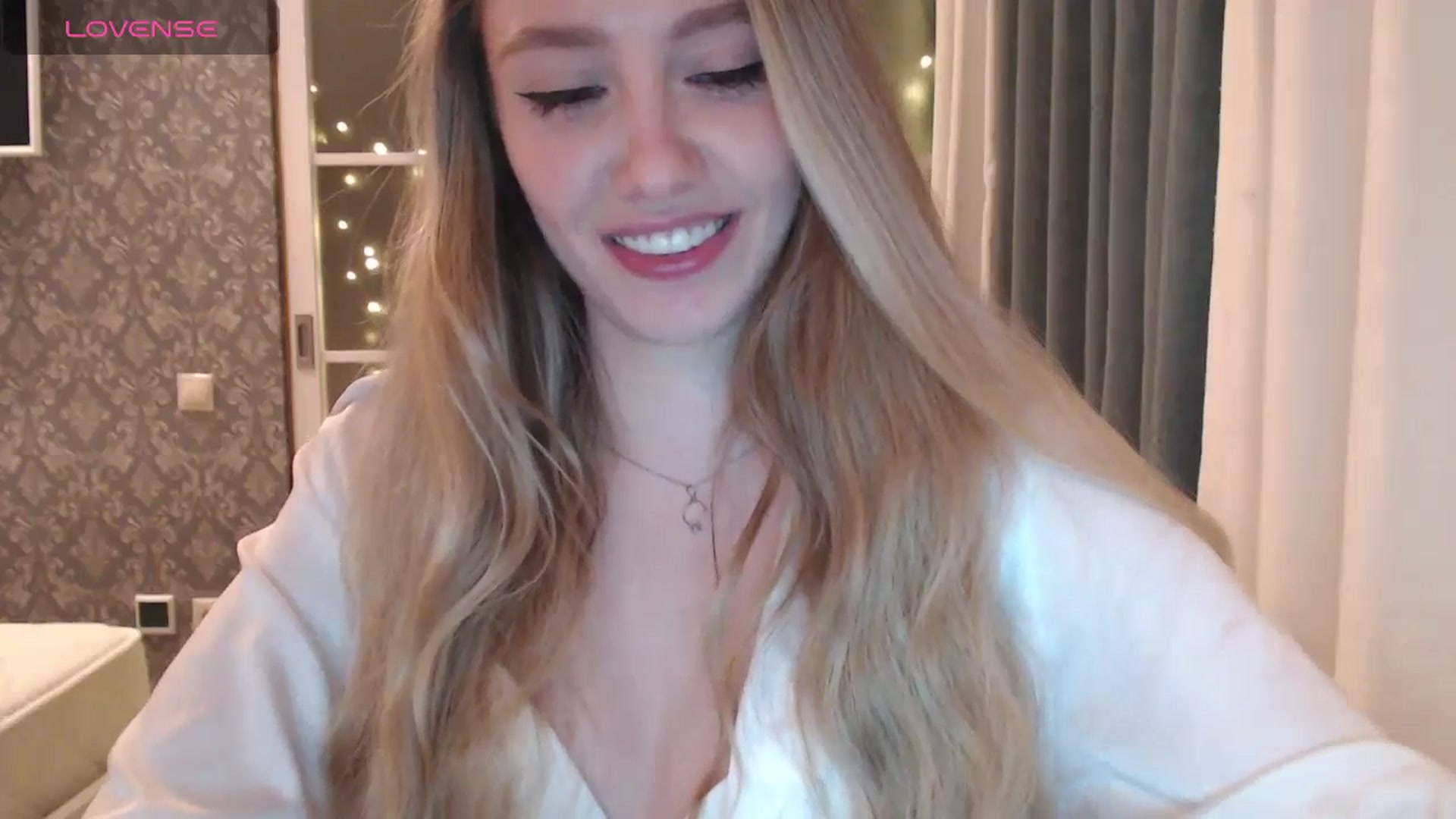 Gallery image thumbnail from Goddessblessu's myfreecams stream on, 02/11/2025, 18:16 image 17 of 20