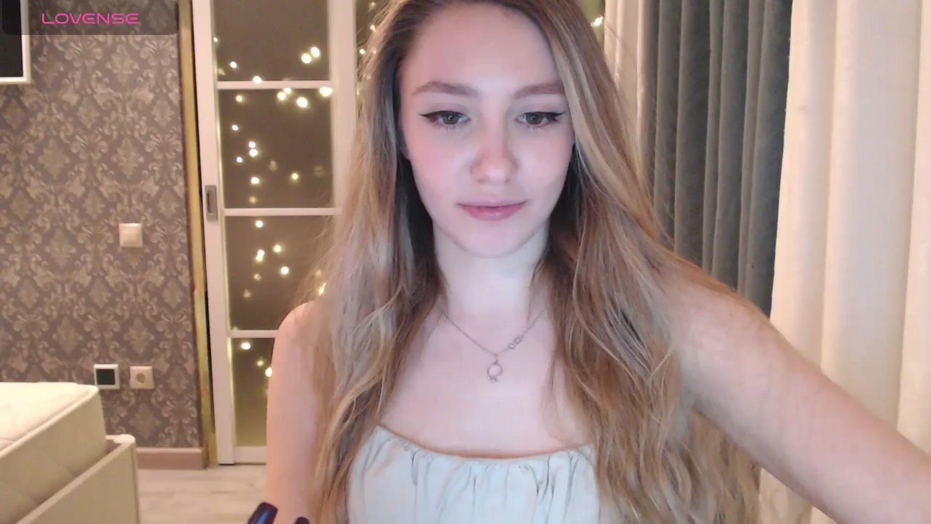 Gallery image thumbnail from Goddessblessu's myfreecams stream on, 02/11/2025, 19:30 image 3 of 20
