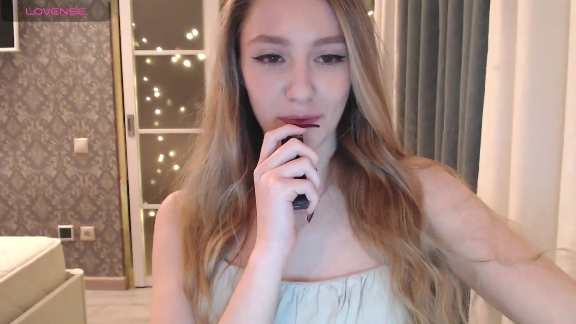 Gallery image thumbnail from Goddessblessu's myfreecams stream on, 02/11/2025, 19:30 image 12 of 20