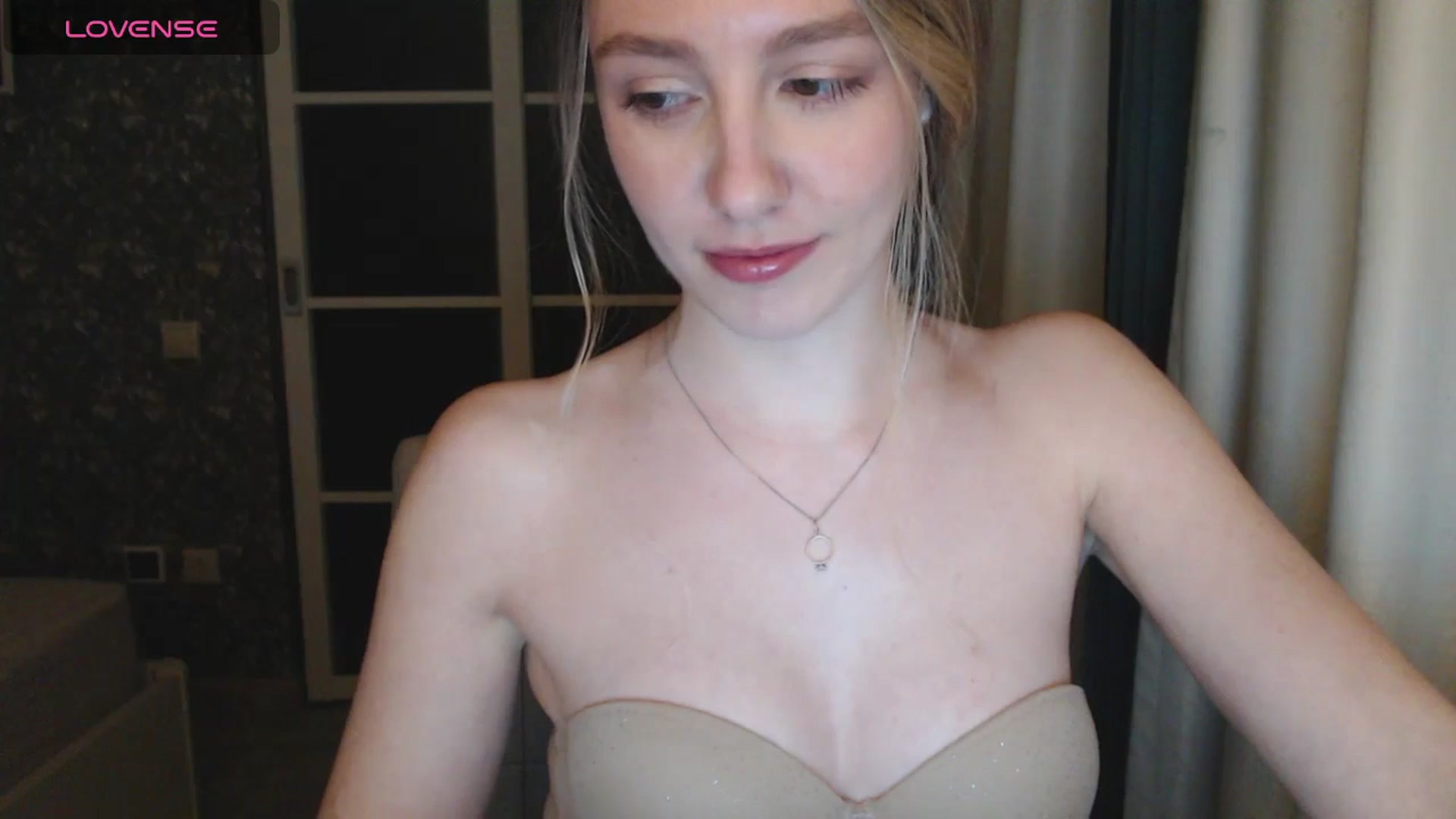 Gallery image thumbnail from Goddessblessu's myfreecams stream on, 02/13/2025, 21:40 image 13 of 20