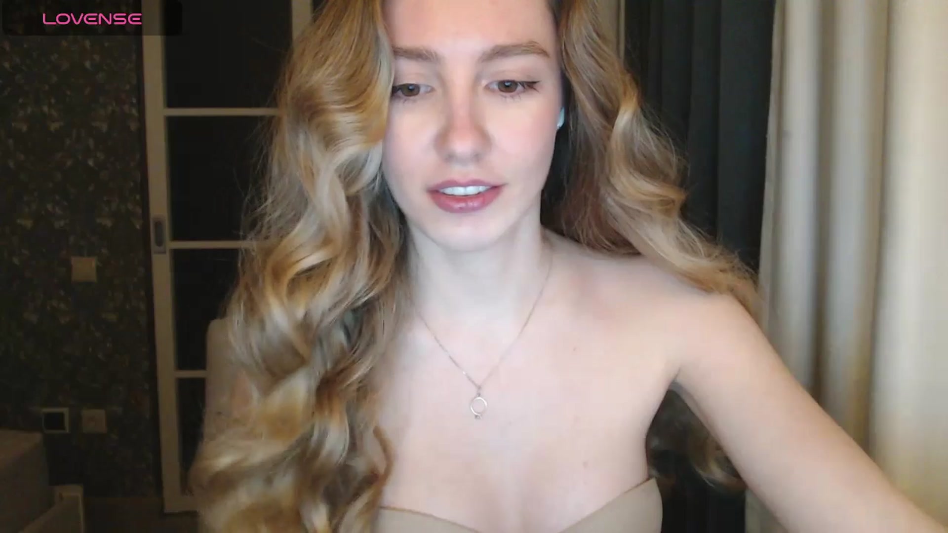 Gallery image thumbnail from Goddessblessu's myfreecams stream on, 02/20/2025, 19:30 image 10 of 20