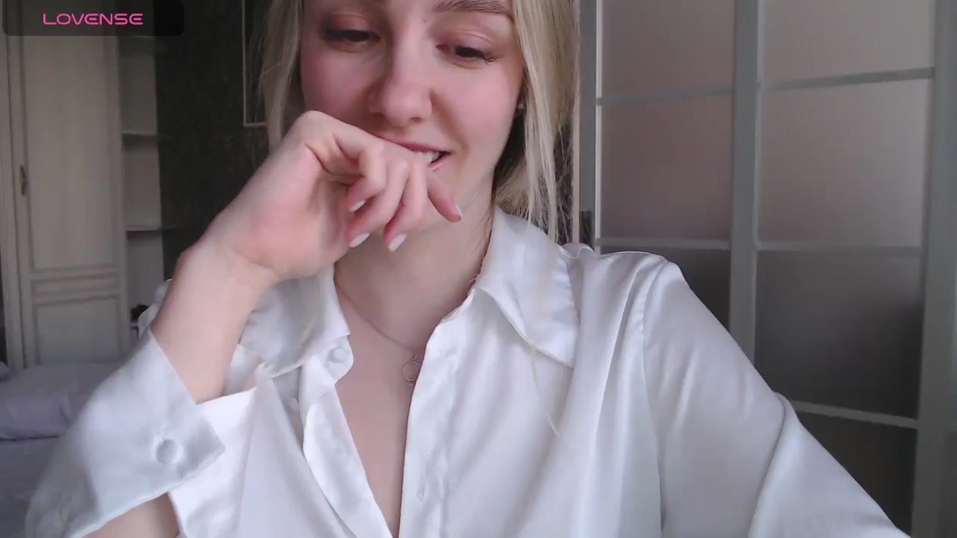 Gallery image thumbnail from Goddessblessu's myfreecams stream on, 03/04/2025, 13:56 image 9 of 20
