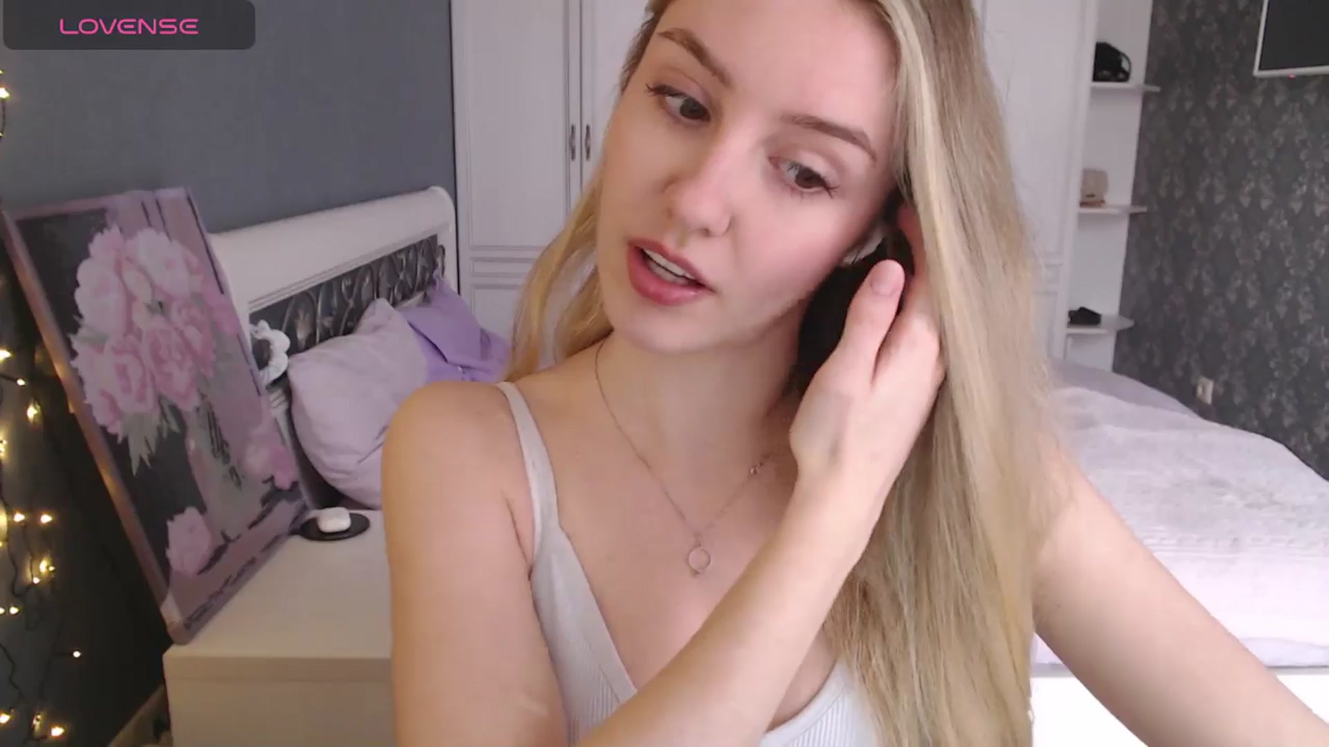 Gallery image thumbnail from Goddessblessu's myfreecams stream on, 03/06/2025, 09:26 image 9 of 20