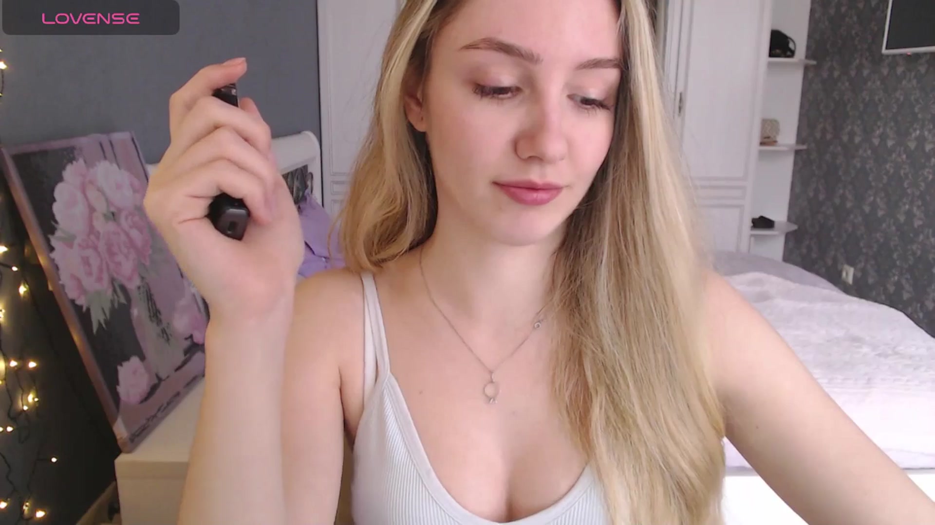 Gallery image thumbnail from Goddessblessu's myfreecams stream on, 03/06/2025, 09:26 image 8 of 20