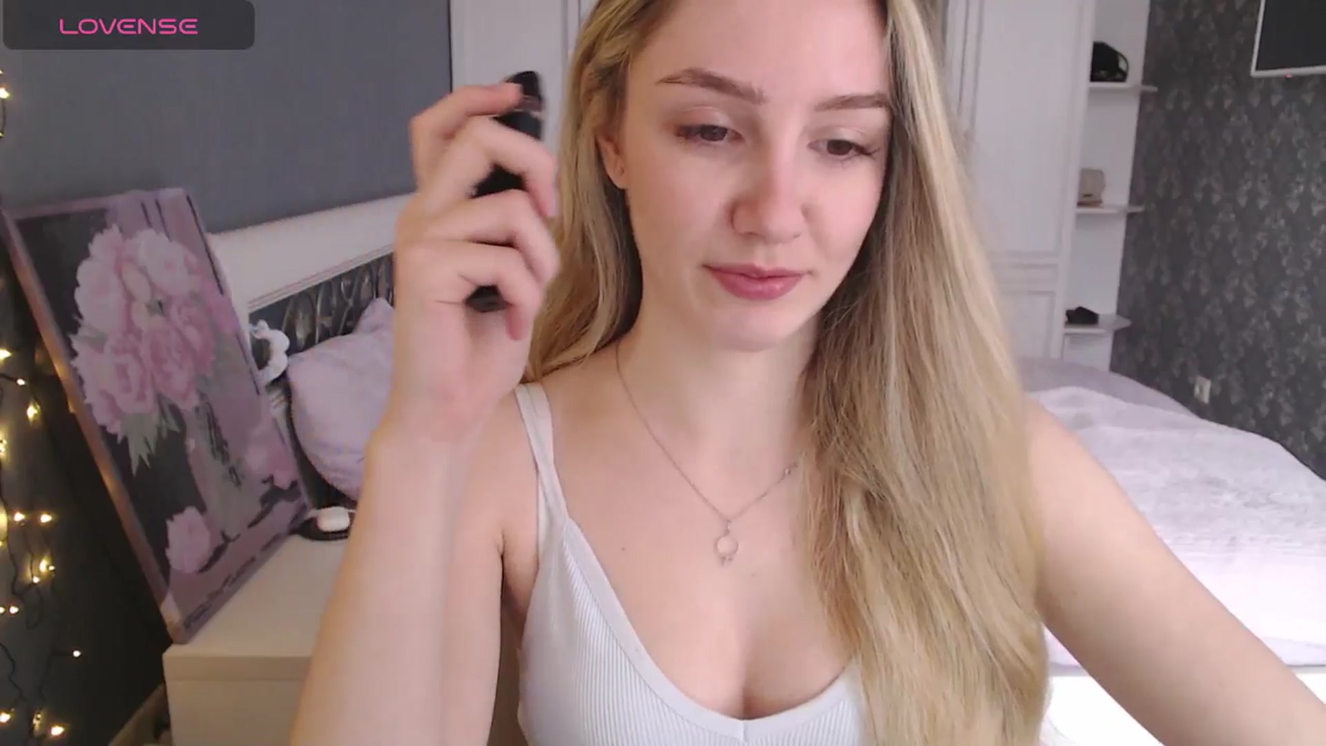 Gallery image thumbnail from Goddessblessu's myfreecams stream on, 03/06/2025, 09:26 image 3 of 20