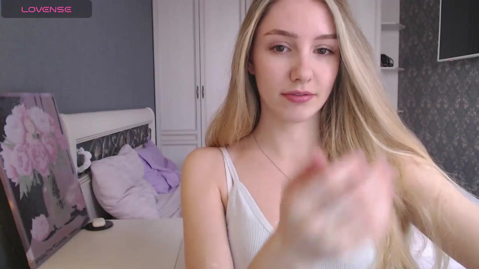 Gallery image thumbnail from Goddessblessu's myfreecams stream on, 03/06/2025, 09:26 image 16 of 20