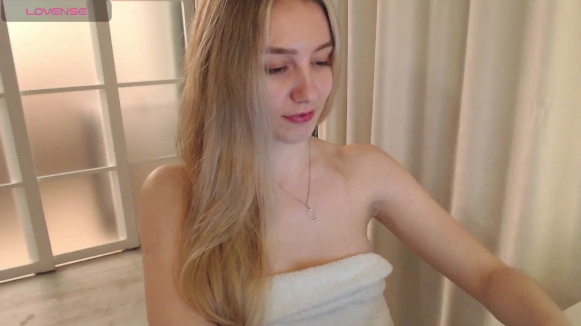 Gallery image thumbnail from Goddessblessu's myfreecams stream on, 03/06/2025, 17:46 image 16 of 20