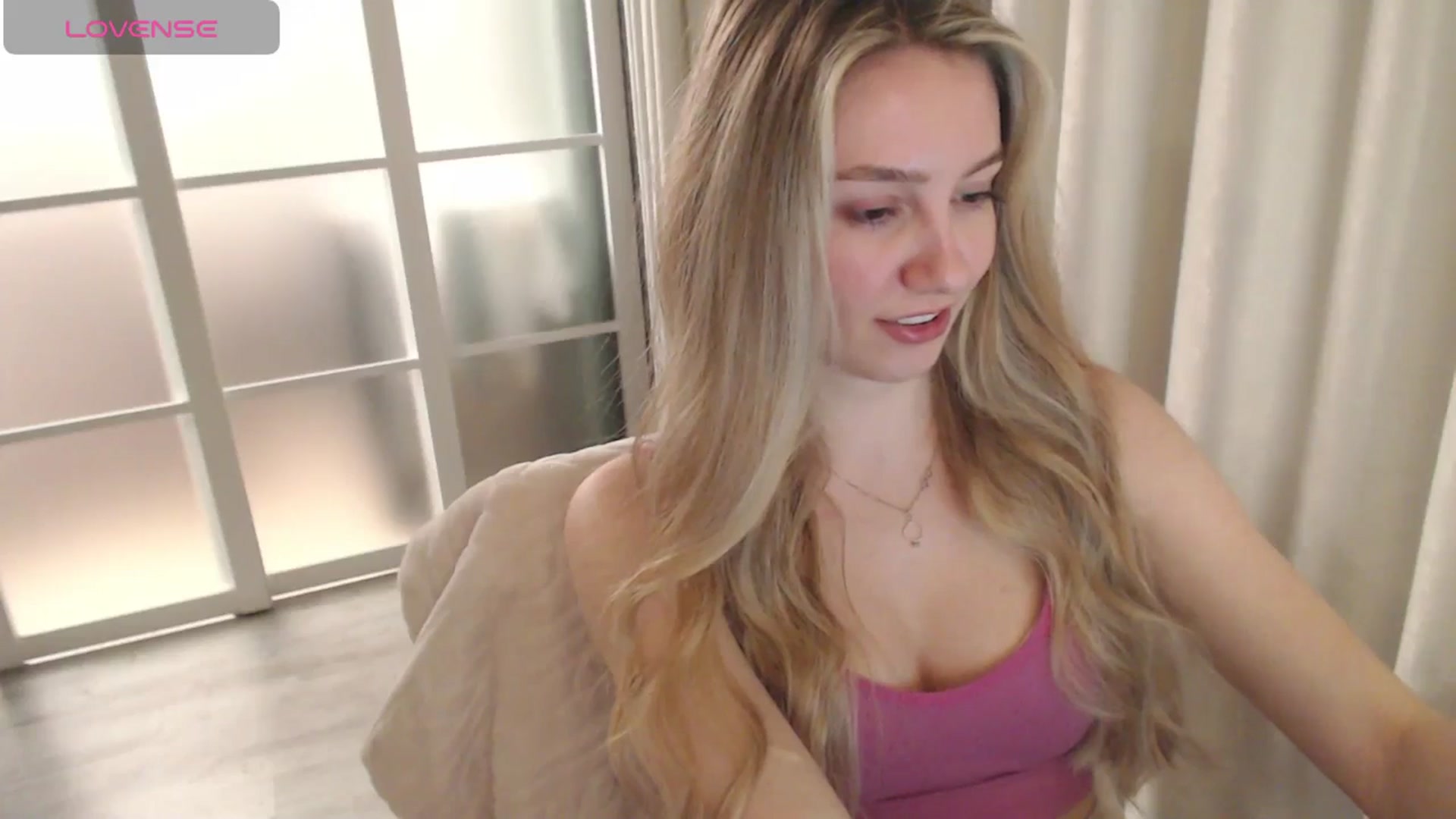 Gallery image thumbnail from Goddessblessu's myfreecams stream on, 03/08/2025, 18:43 image 6 of 20
