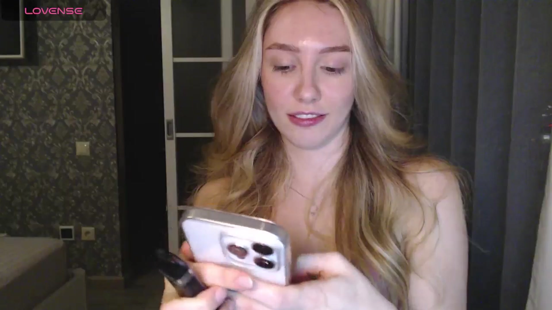 Gallery image thumbnail from Goddessblessu's myfreecams stream on, 03/10/2025, 20:19 image 5 of 20