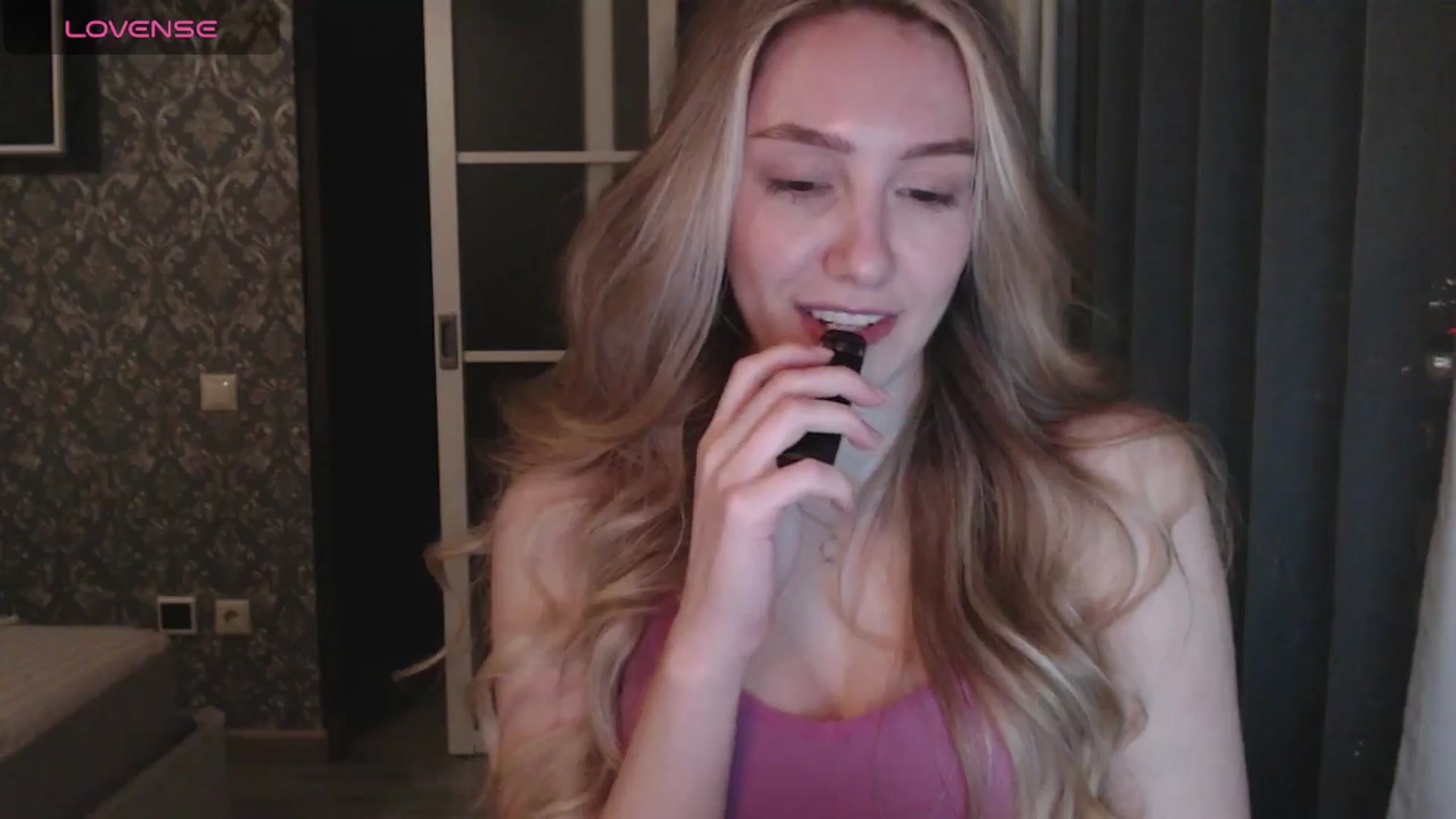 Gallery image thumbnail from Goddessblessu's myfreecams stream on, 03/10/2025, 20:19 image 8 of 20