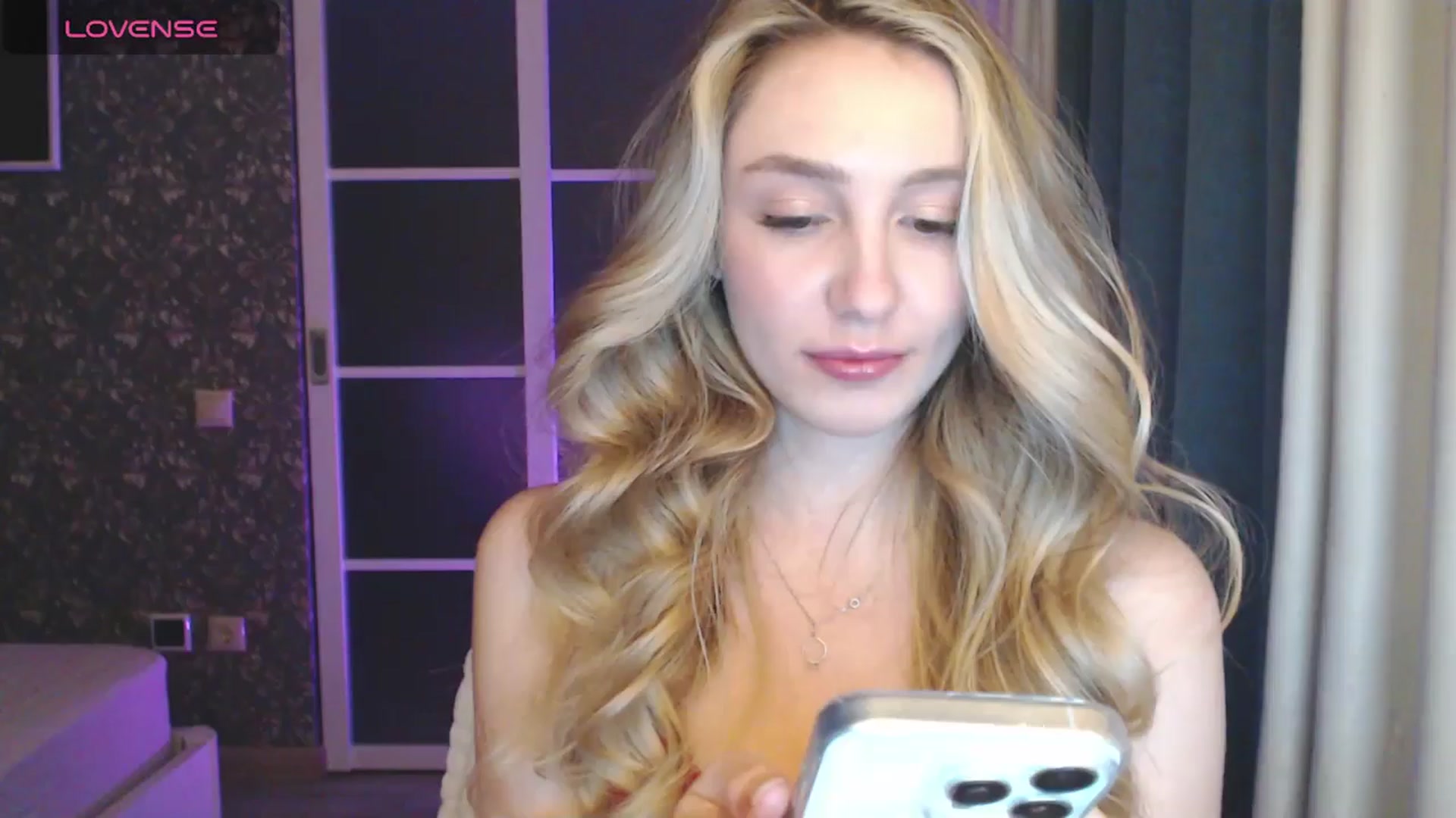 Gallery image thumbnail from Goddessblessu's myfreecams stream on, 03/16/2025, 16:20 image 1 of 20