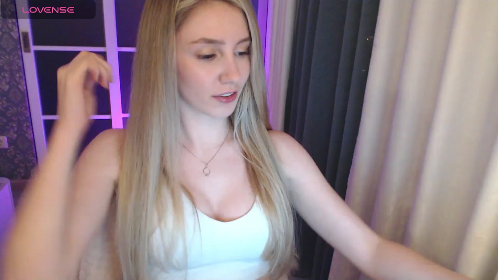 Gallery image thumbnail from Goddessblessu's myfreecams stream on, 03/18/2025, 18:11 image 8 of 20