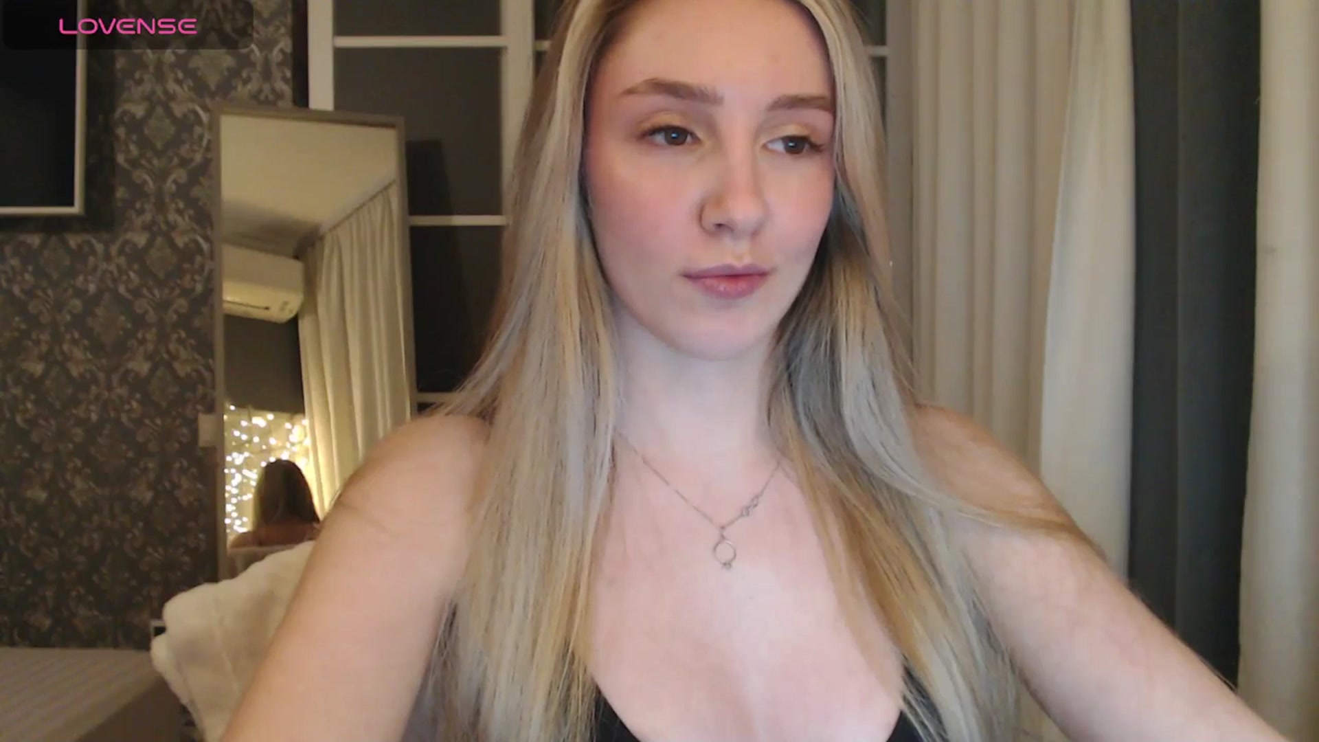 Gallery image thumbnail from Goddessblessu's myfreecams stream on, 03/19/2025, 17:26 image 15 of 20