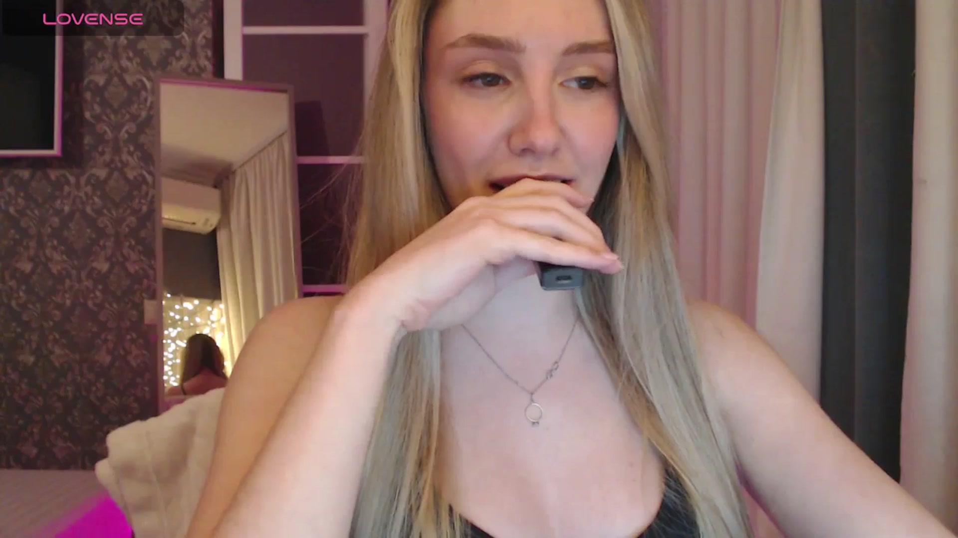 Gallery image thumbnail from Goddessblessu's myfreecams stream on, 03/19/2025, 17:26 image 8 of 20
