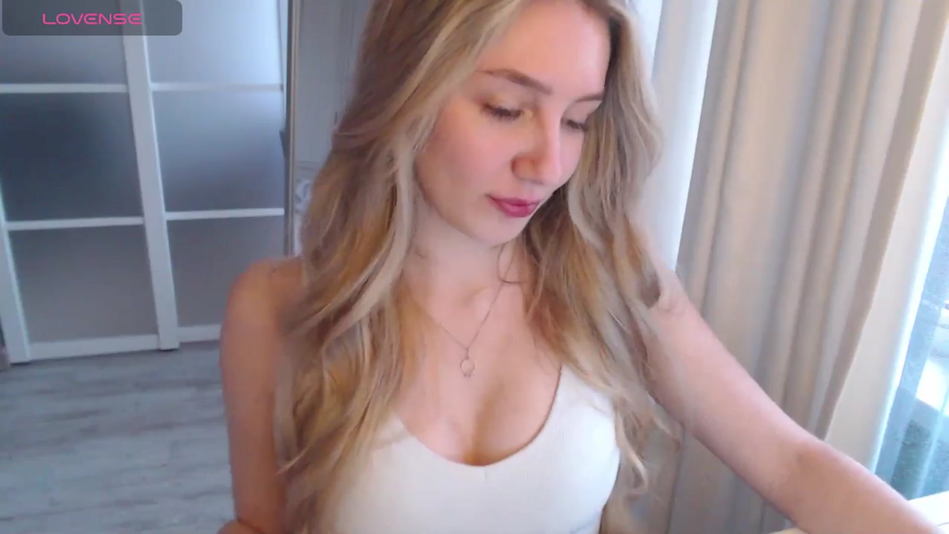 Gallery image thumbnail from Goddessblessu's myfreecams stream on, 03/21/2025, 14:11 image 17 of 20