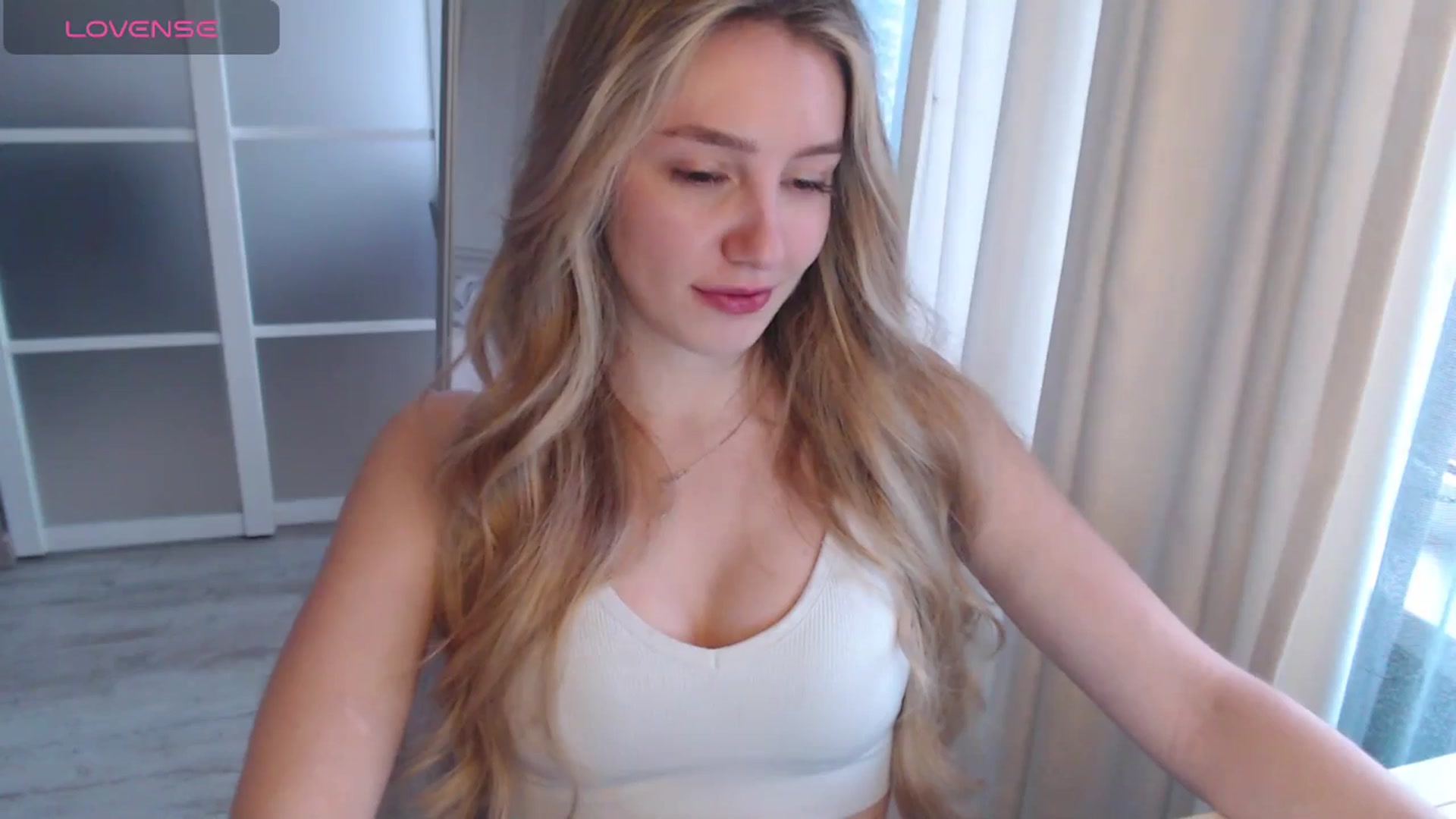 Gallery image thumbnail from Goddessblessu's myfreecams stream on, 03/21/2025, 14:11 image 7 of 20