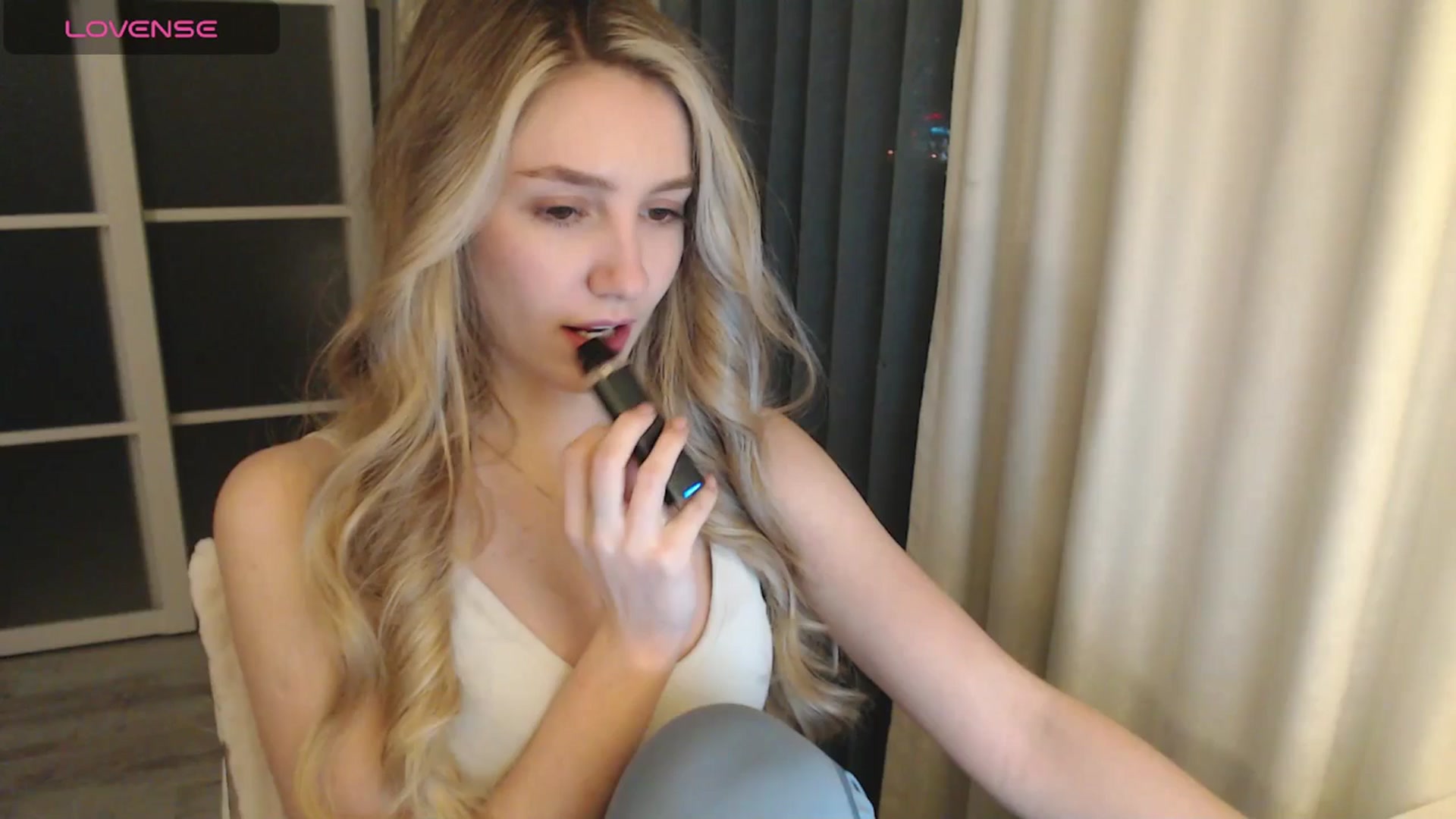 Gallery image thumbnail from Goddessblessu's myfreecams stream on, 03/23/2025, 19:24 image 4 of 20