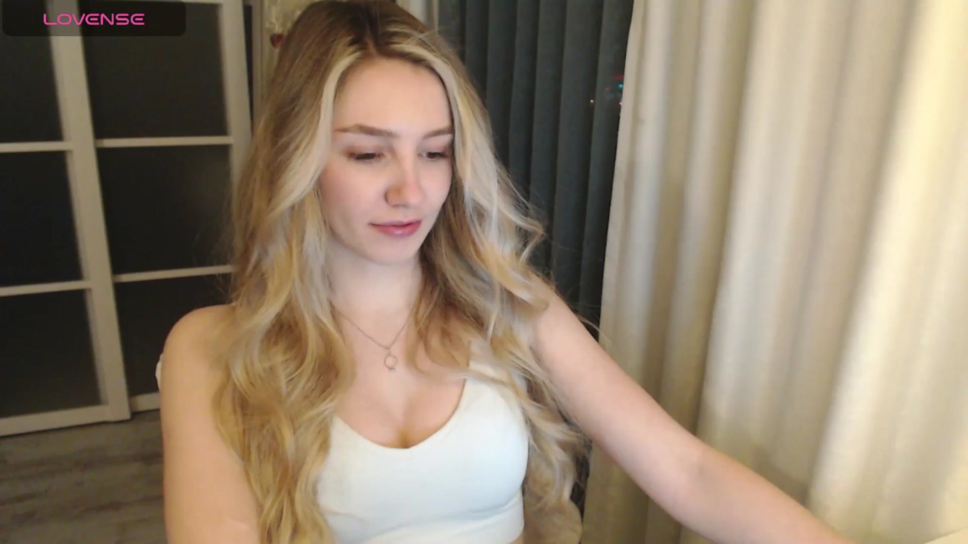 Gallery image thumbnail from Goddessblessu's myfreecams stream on, 03/23/2025, 19:24 image 15 of 20