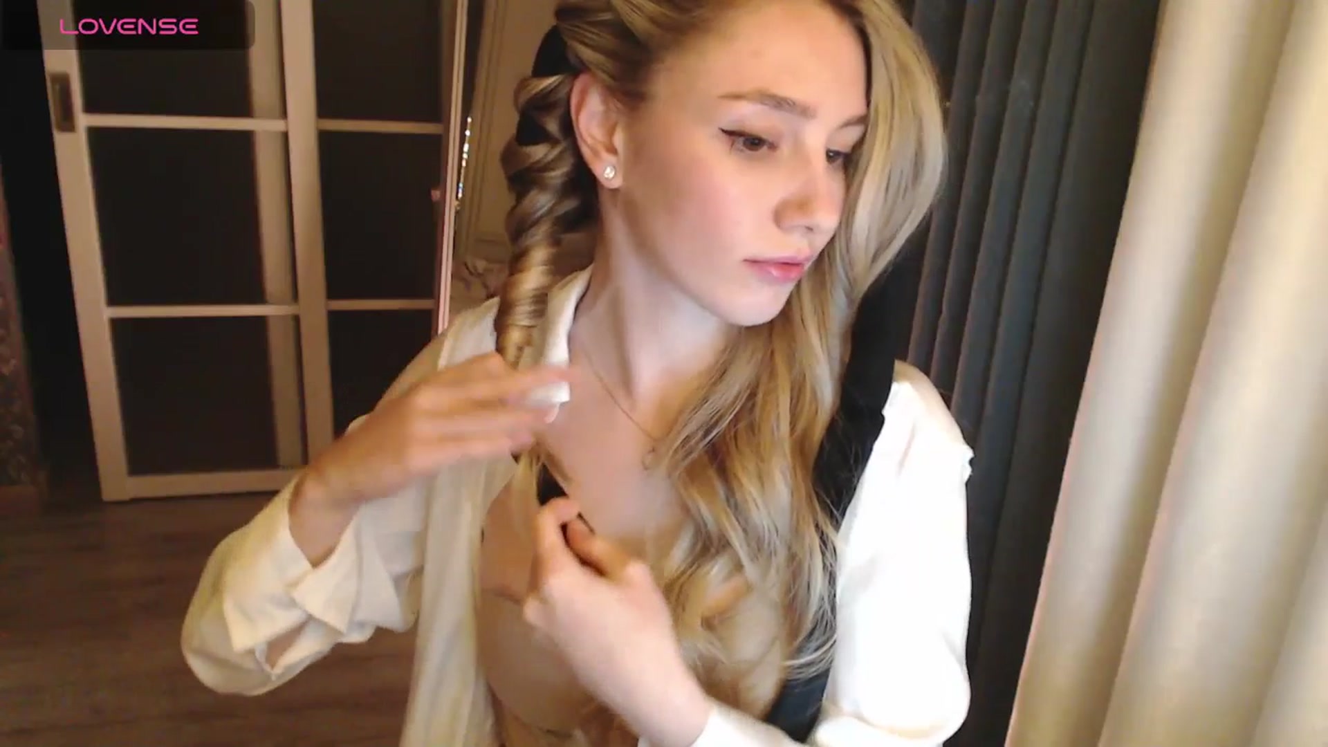 Gallery image thumbnail from Goddessblessu's myfreecams stream on, 03/25/2025, 21:58 image 17 of 20