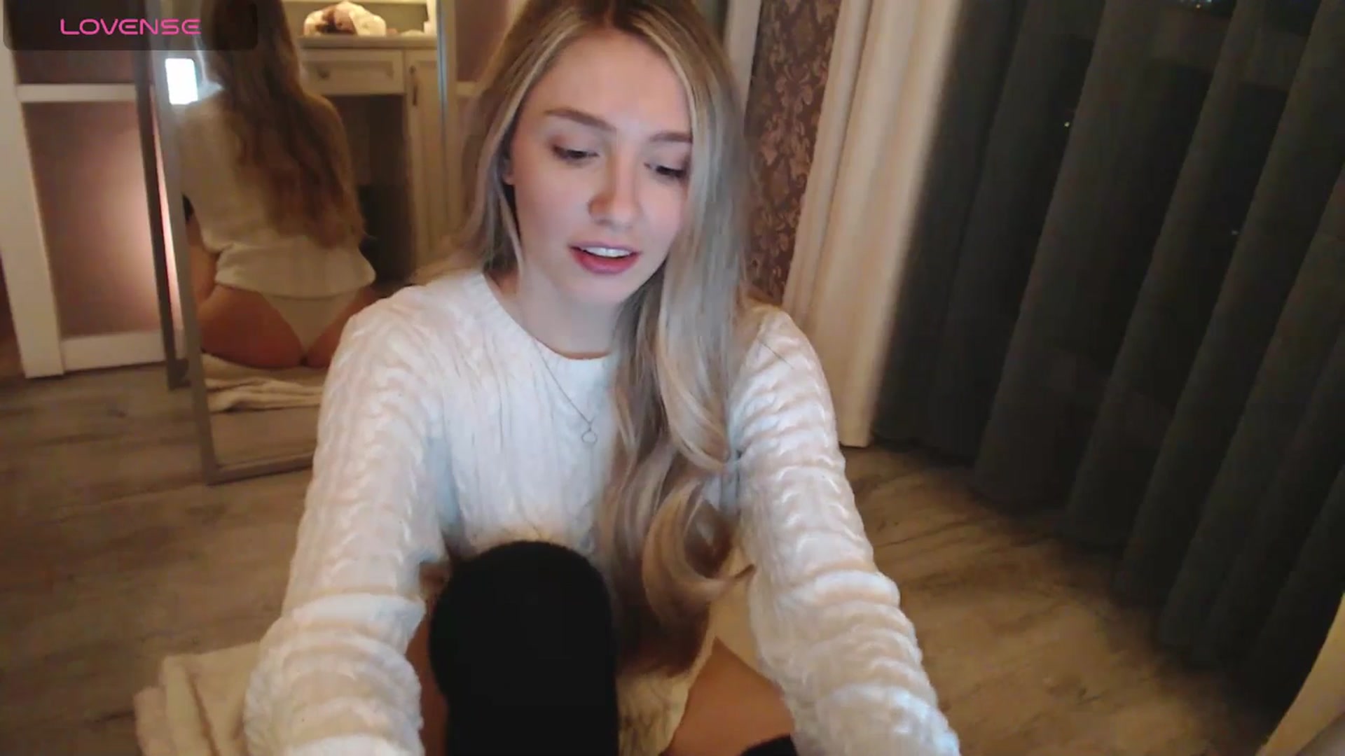 Gallery image thumbnail from Goddessblessu's myfreecams stream on, 03/31/2025, 18:45 image 12 of 20